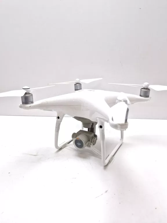dron-dji-phantom-4-duzy-zestaw-stan-11323-2