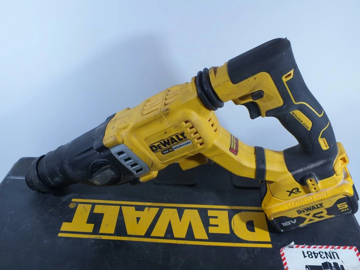 mlotowiertarka-akumulatorowa-xr-18v-sds-plus-30j-dch263n-walizka-ean-gtin-5035048708057