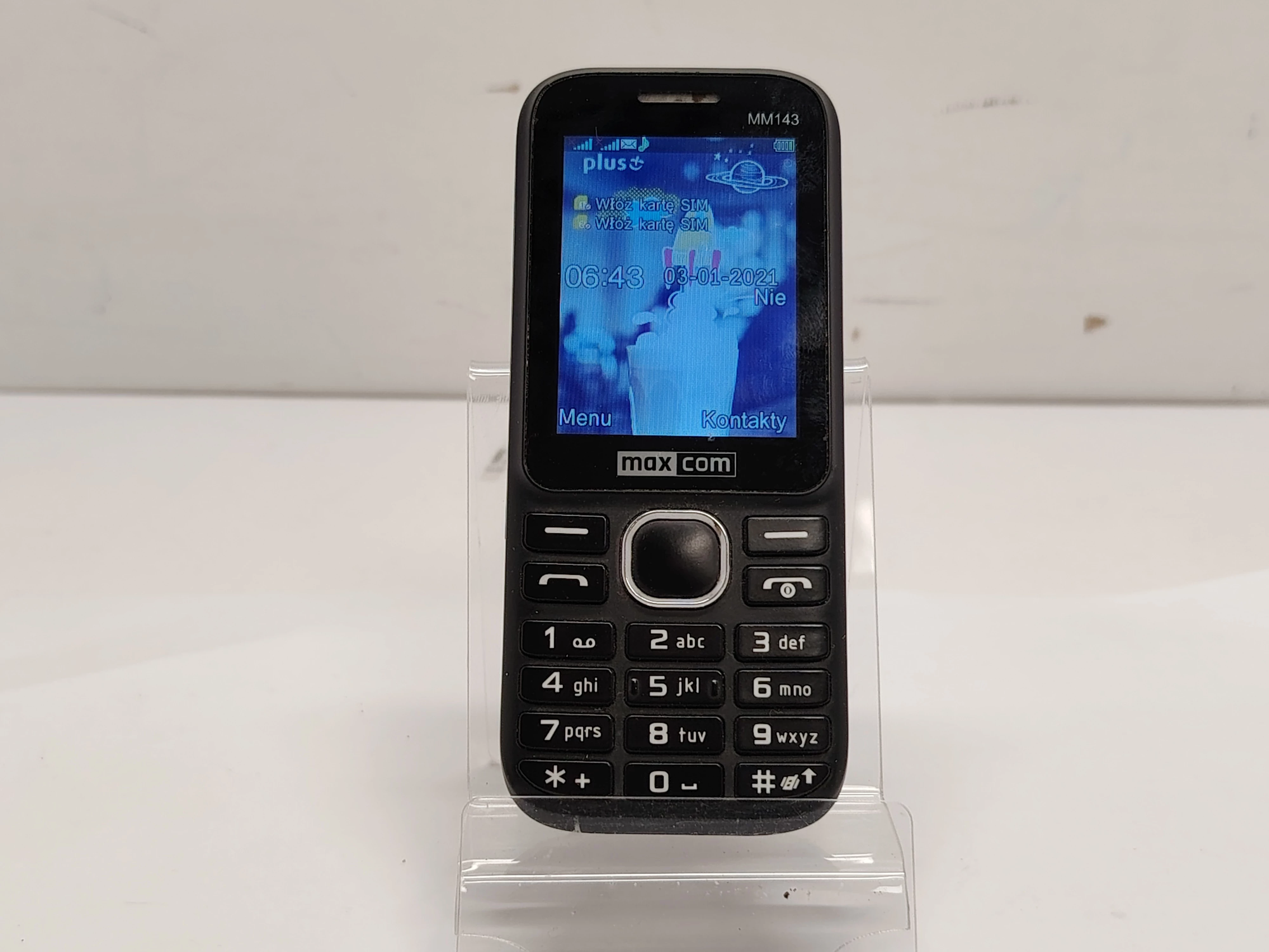 telefon-maxcom-mm143-system-operacyjny-4388-1