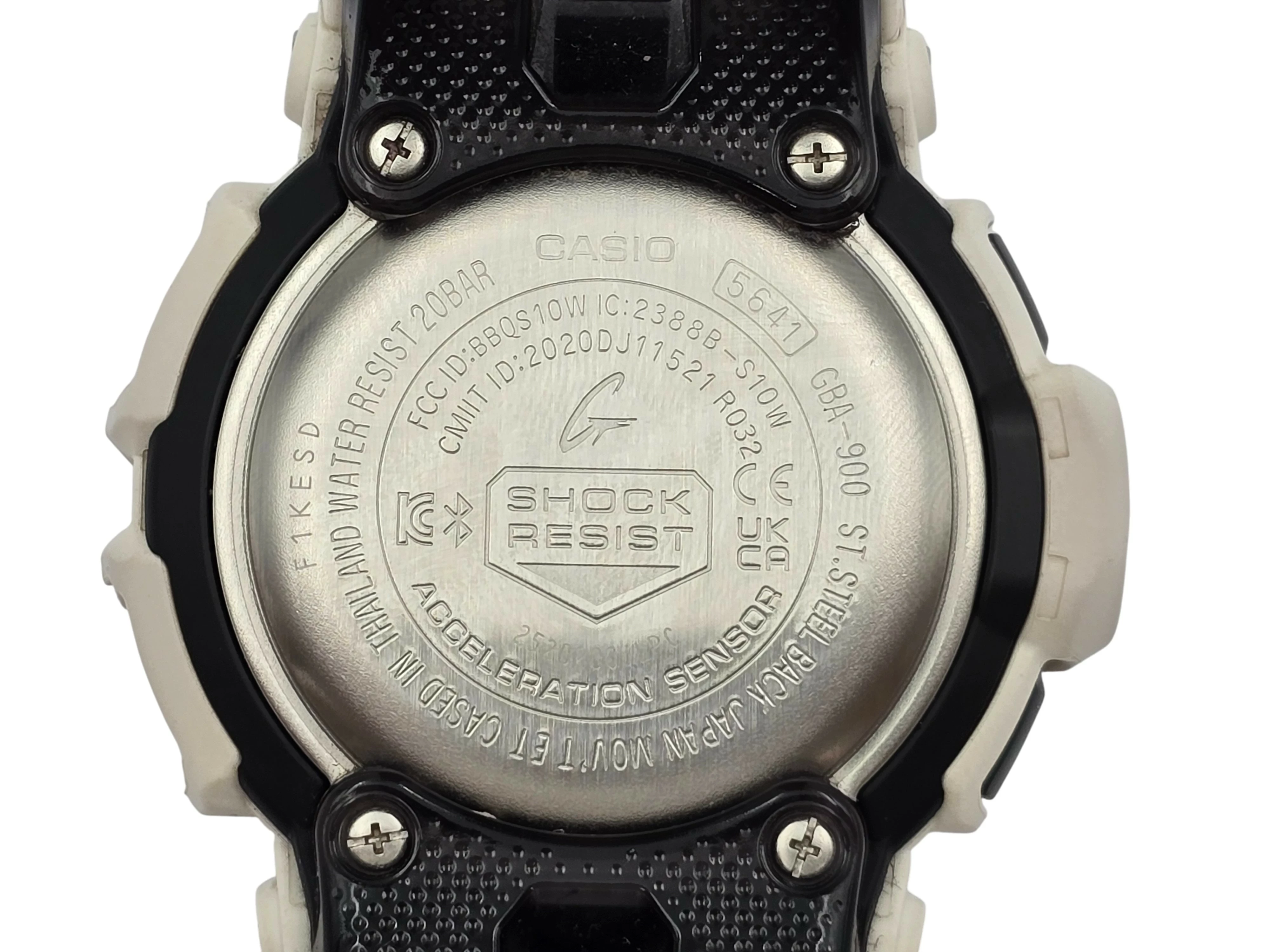 zegarek-meski-casio-g-shock-gba-900-7aer-g-squad-wr200m-ean-gtin-4549526301773