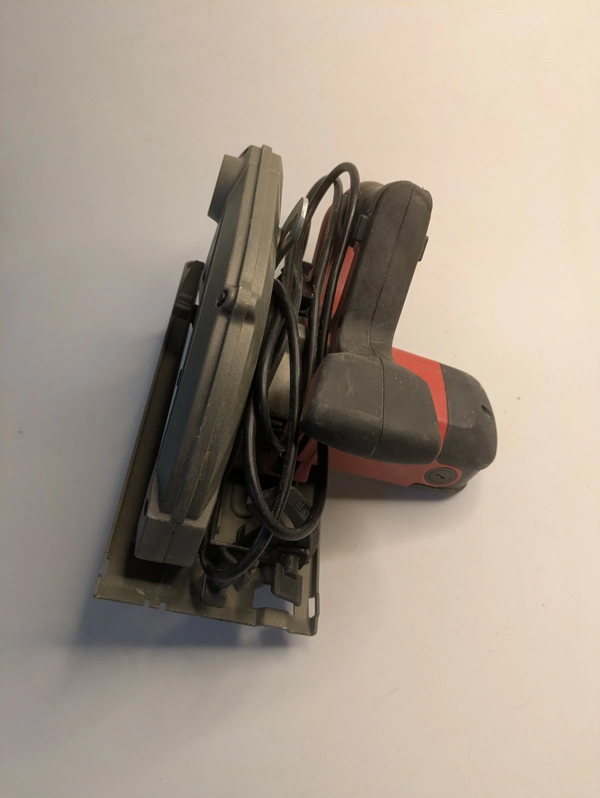 pilarka-tarczowa-elektryczna-einhell-tc-cs-1410-pud-stan-11323-2