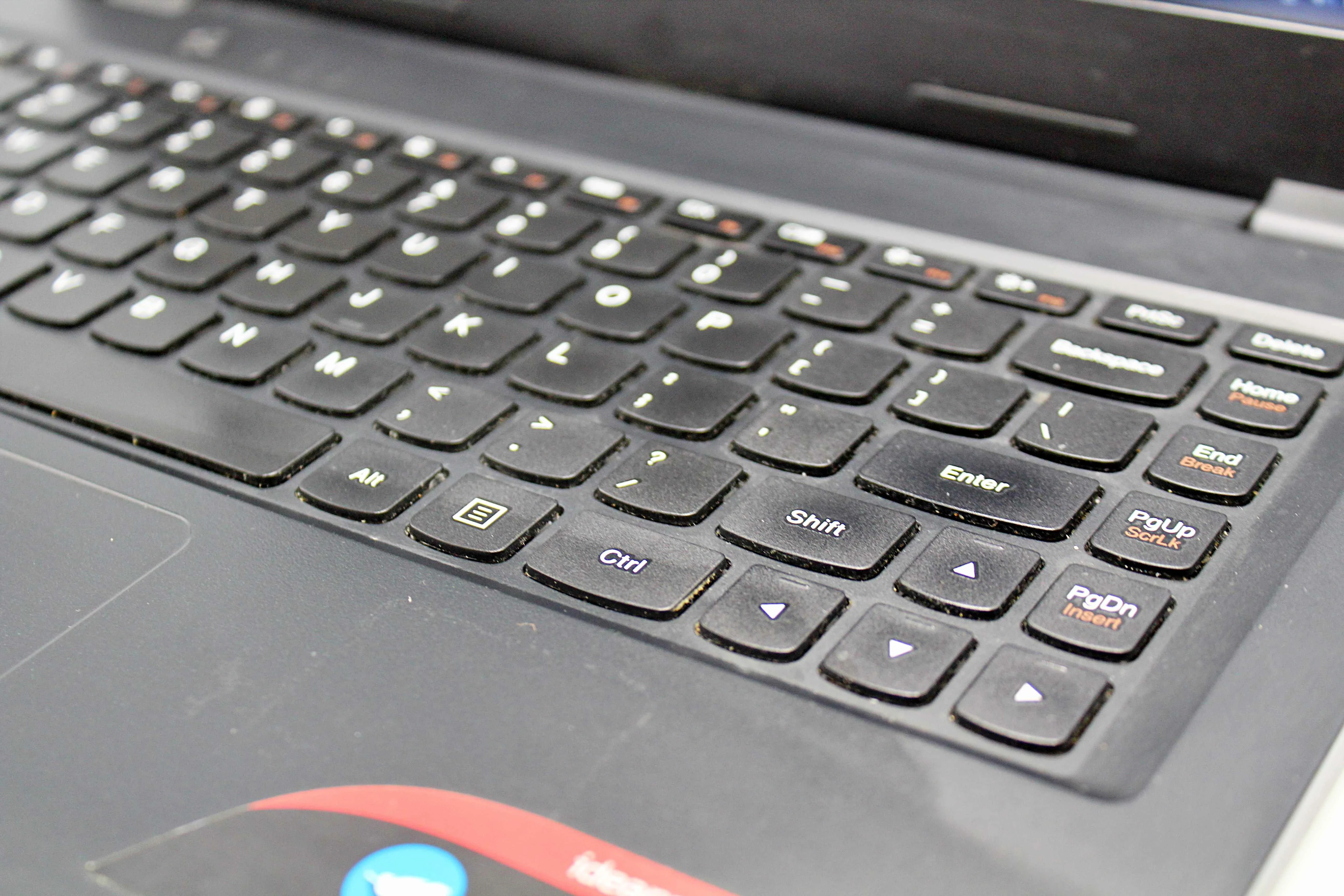 laptop-lenovo-ideapad-100s-14ibr-80r9-ram-2-gb-dysk-sd-64-gb-stan-11323-2