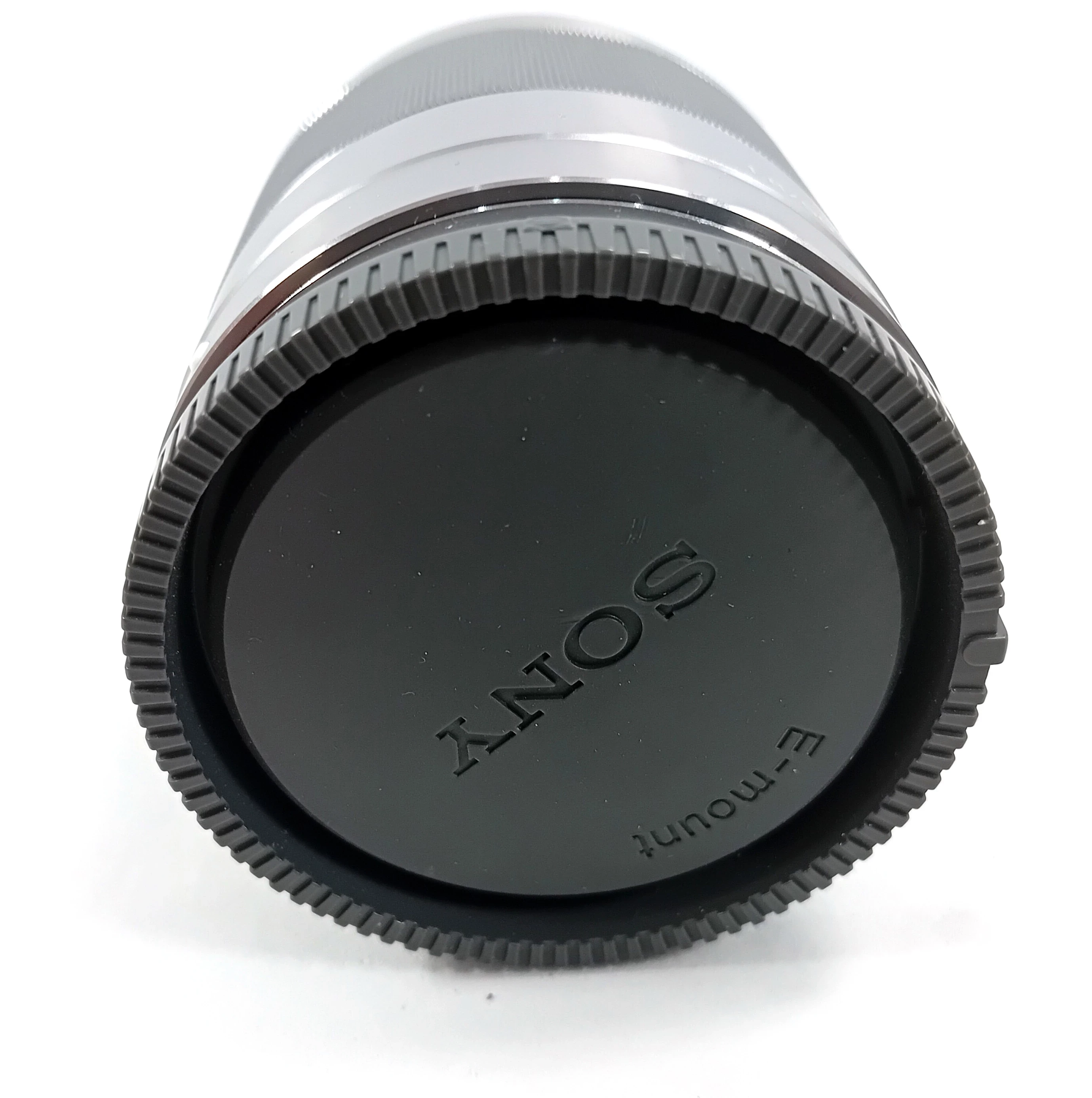 obiektyw-sony-sel50f18-przyslona-207058-229226