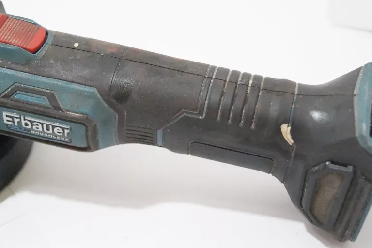 szlifiekra-katowa-akumulatorowa-erbauer-eag18-li-stan-11323-2