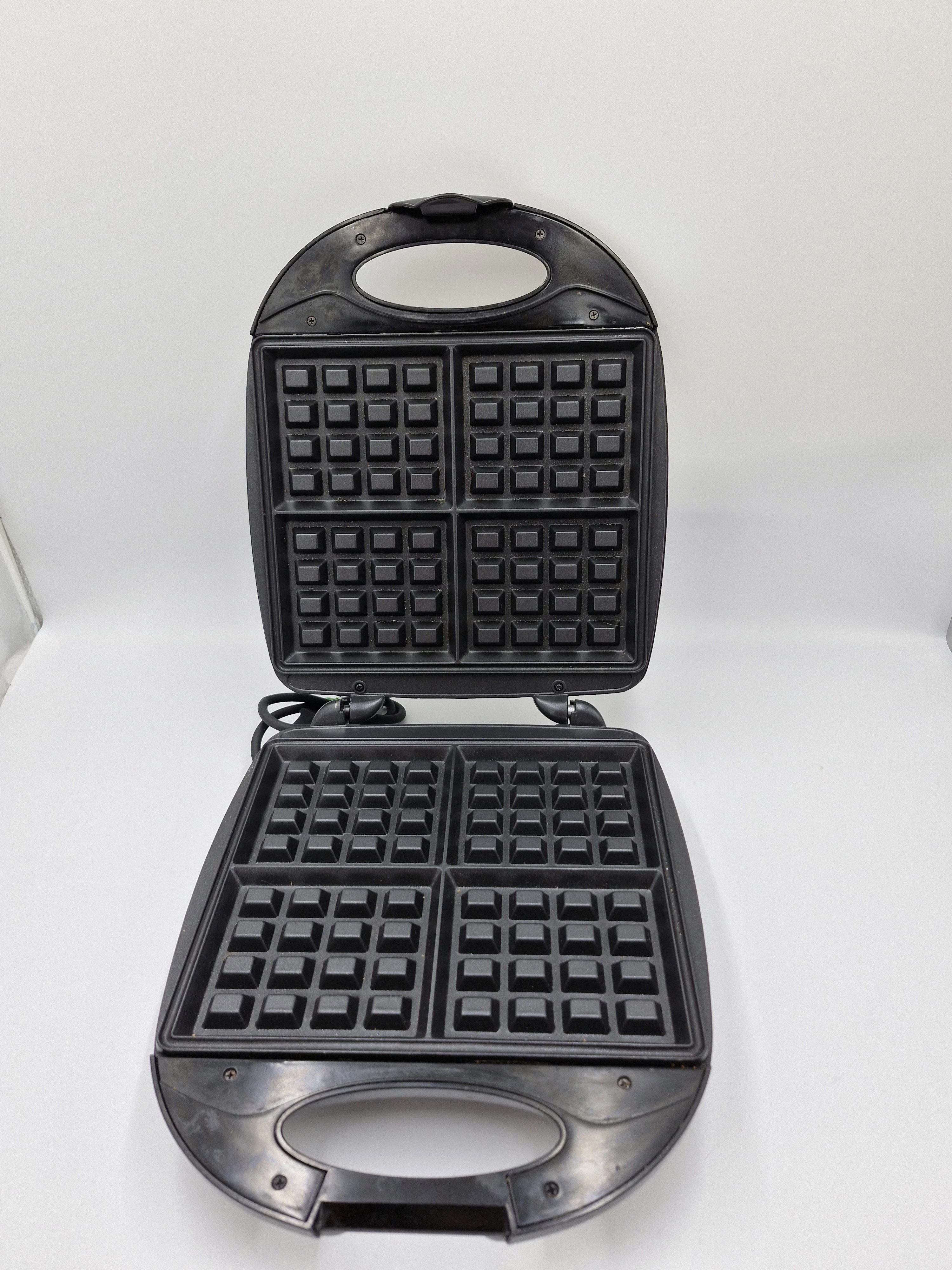 gofrownica-mpm-bgo-02-1400-w-czarna-solidna-stan-11323-2