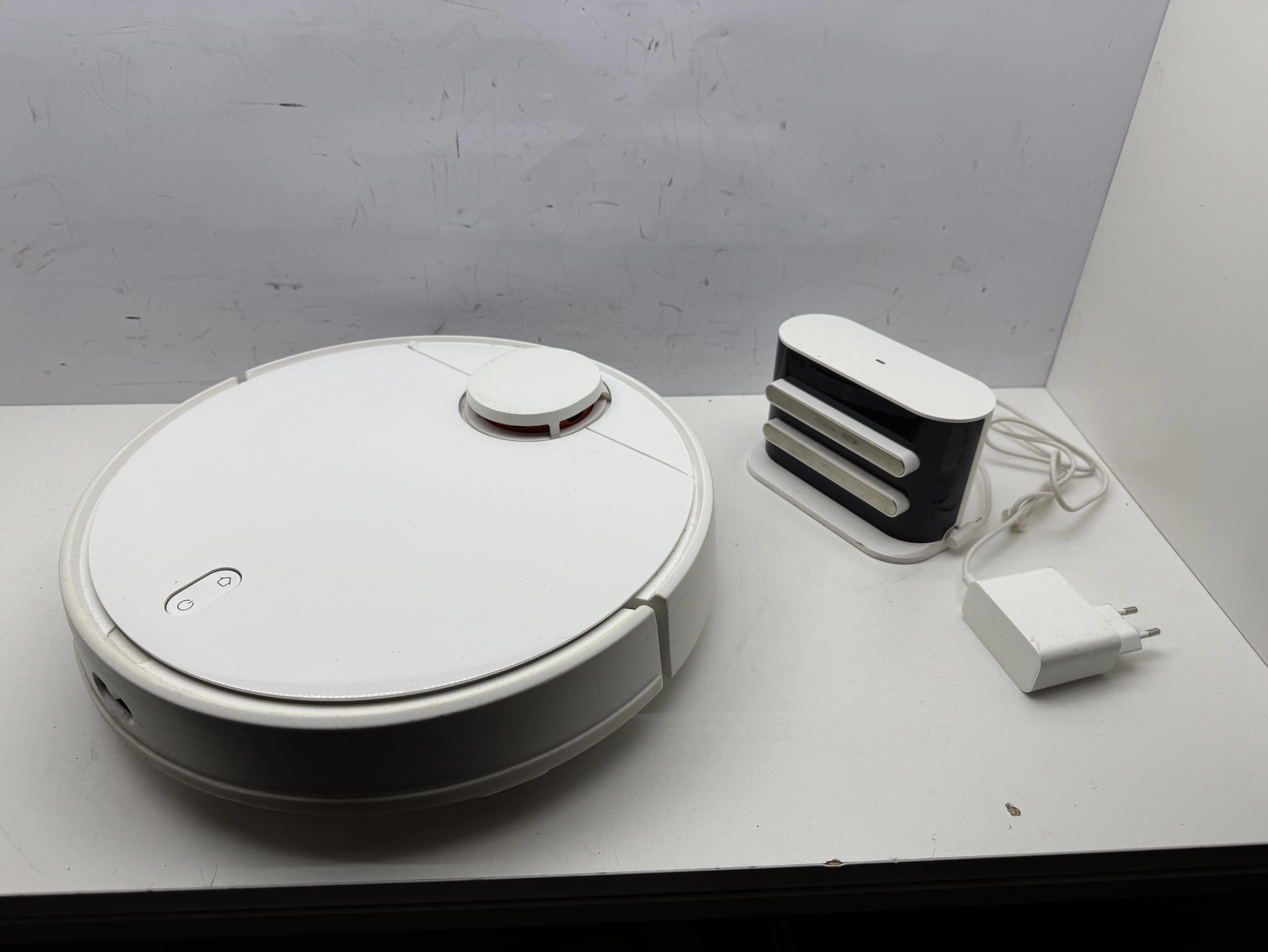 robot-sprzatajacy-xiaomi-mi-robot-vacuum-mop-p-bialy-plac-kosciuszki-20-wroclaw