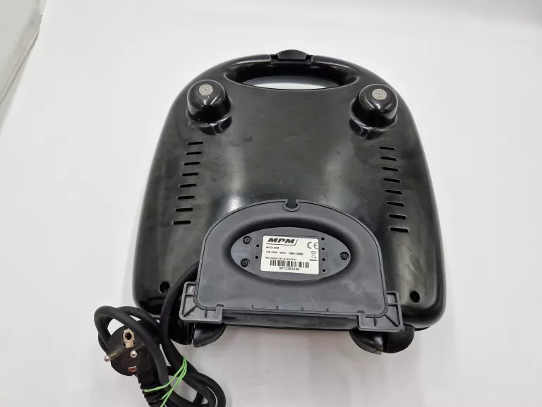 gofrownica-mpm-bgo-02-1400-w-czarna-solidna-model-sg