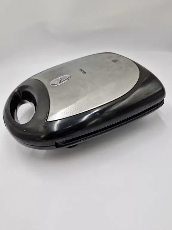 gofrownica-mpm-bgo-02-1400-w-czarna-solidna-kolor-dominujacy-129357-3