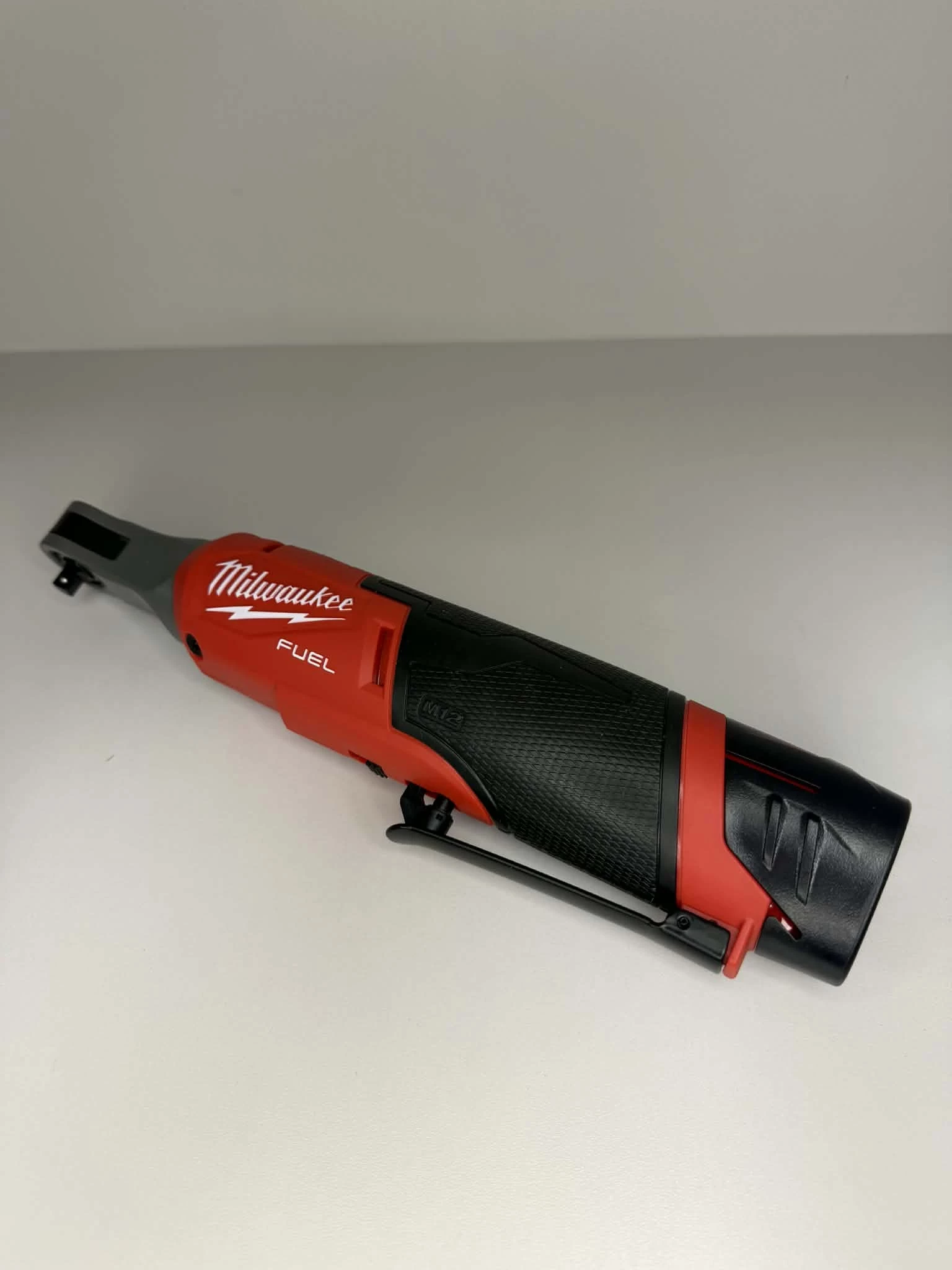 milwaukee-m12-fir12-0-grzechotka-udarowa-zasilanie-209202-1769478