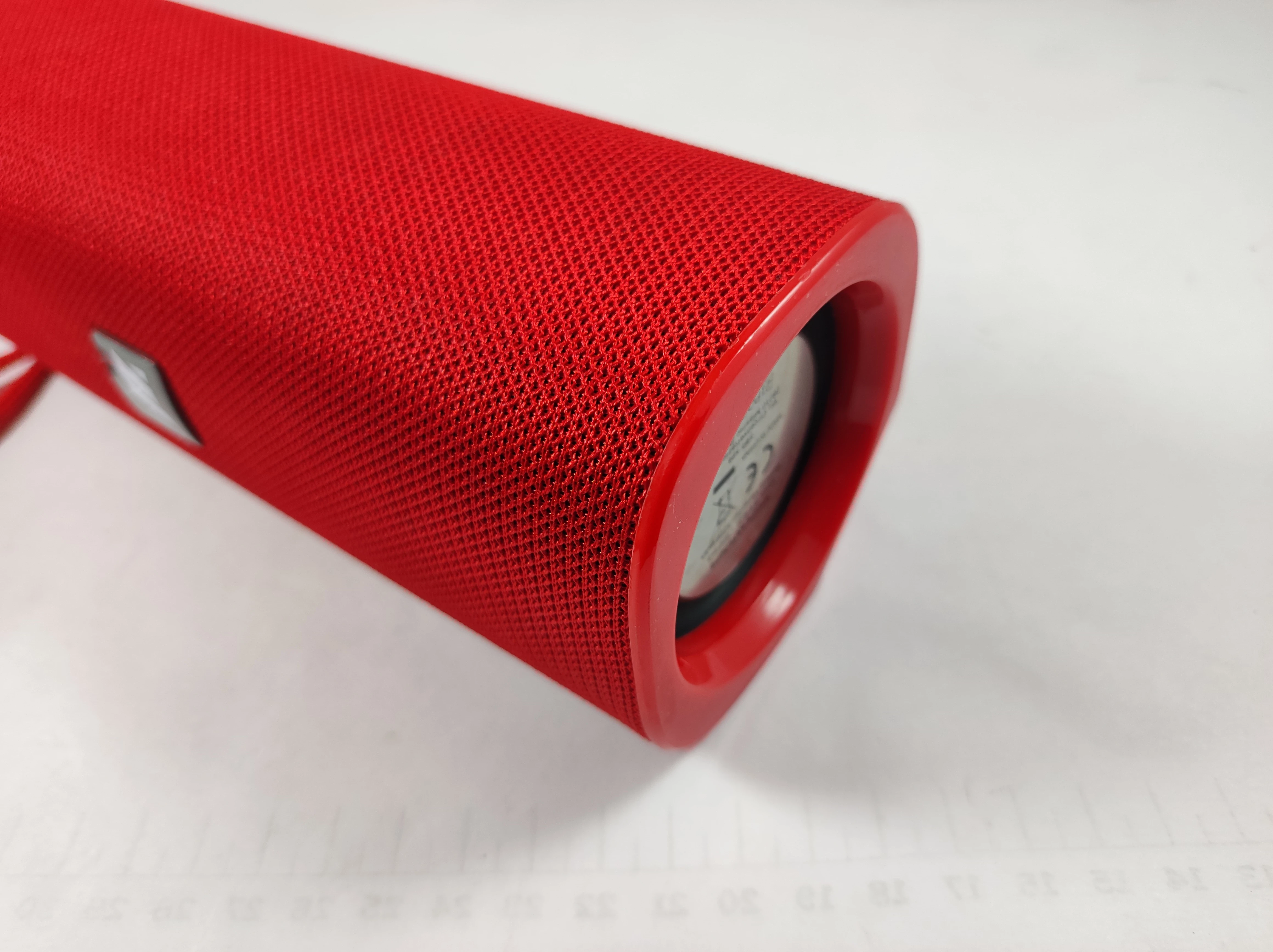 glosnik-sbs-mobile-music-hero-pump-stan-11323-2