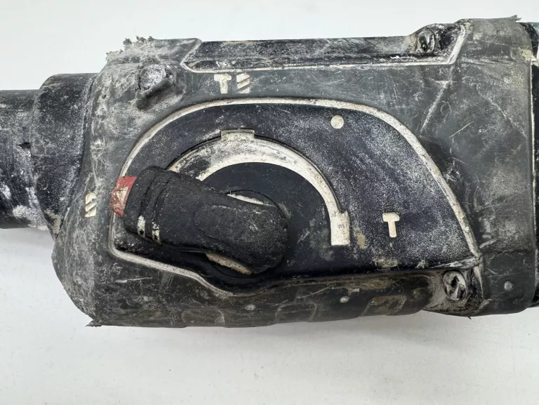 makita-hr2470-sds-plus-780w-mlotowiertarka-stan-11323-2