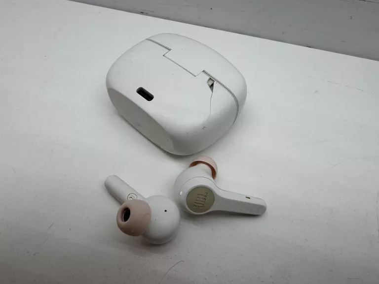 jbl-tune215-tws-sluchawki-douszne-bt-kolor-dominujacy-129357-2