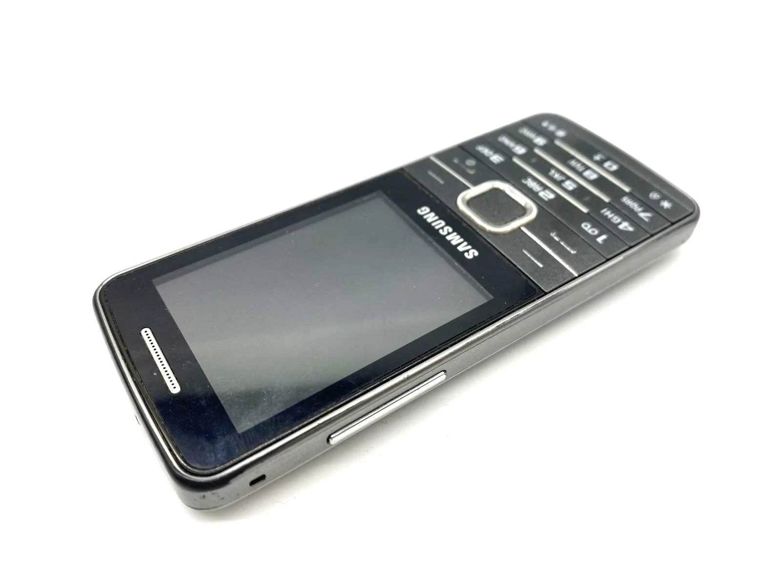 telefon-samsung-gt-s5611-ean-gtin-8806085942189