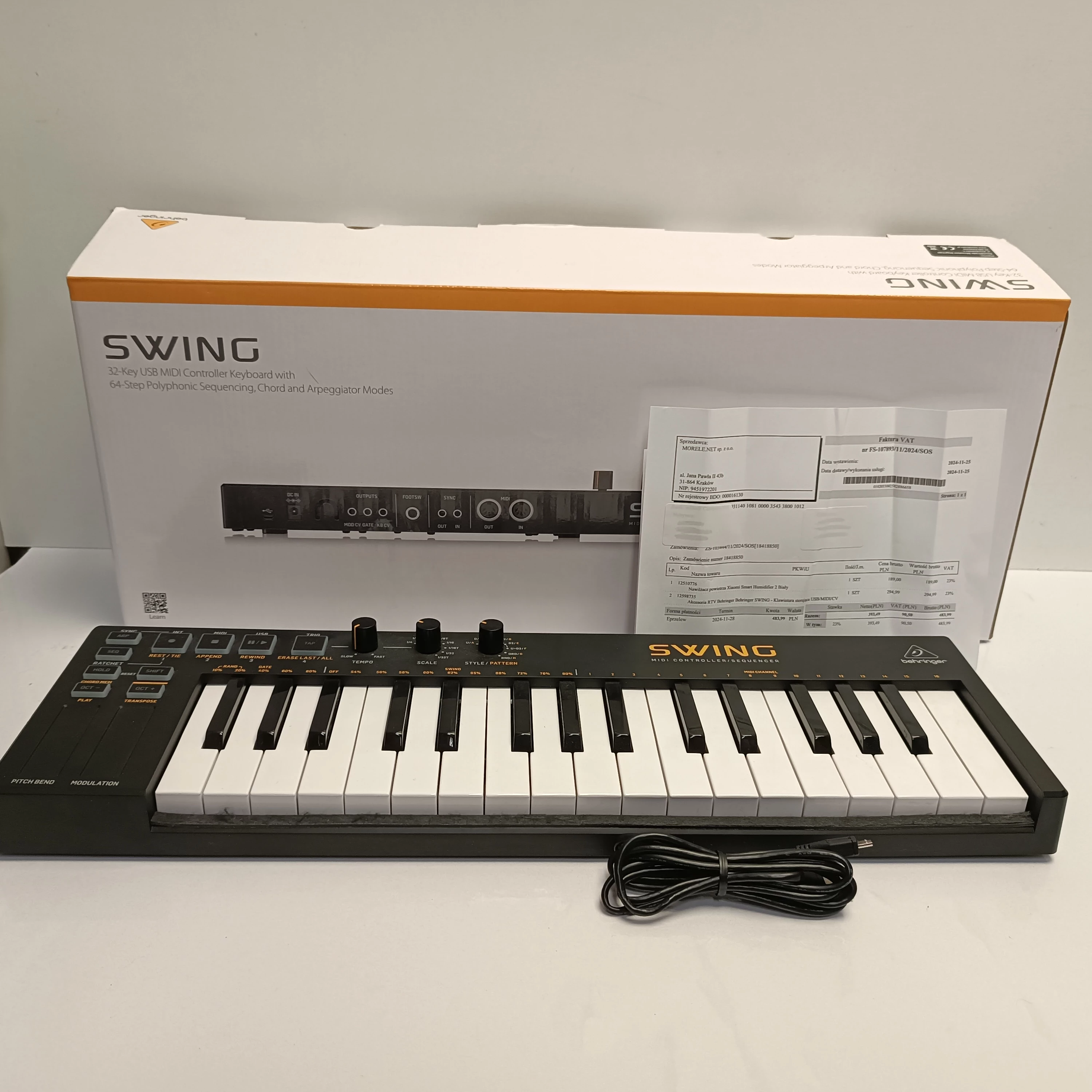 behringer-swing-klawiatura-sterujaca-usb-osiedle-teatralne-3u15-krakow