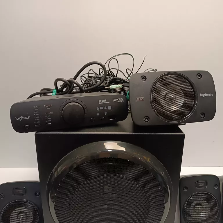 glosniki-logitech-z906-51-stan-11323-2