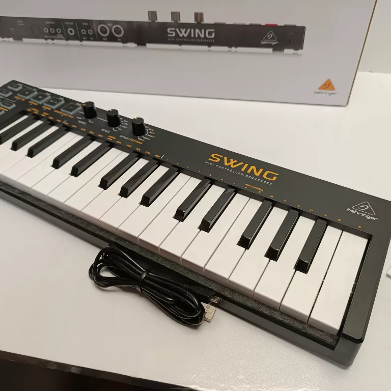 behringer-swing-klawiatura-sterujaca-usb-marka-248811-1949399