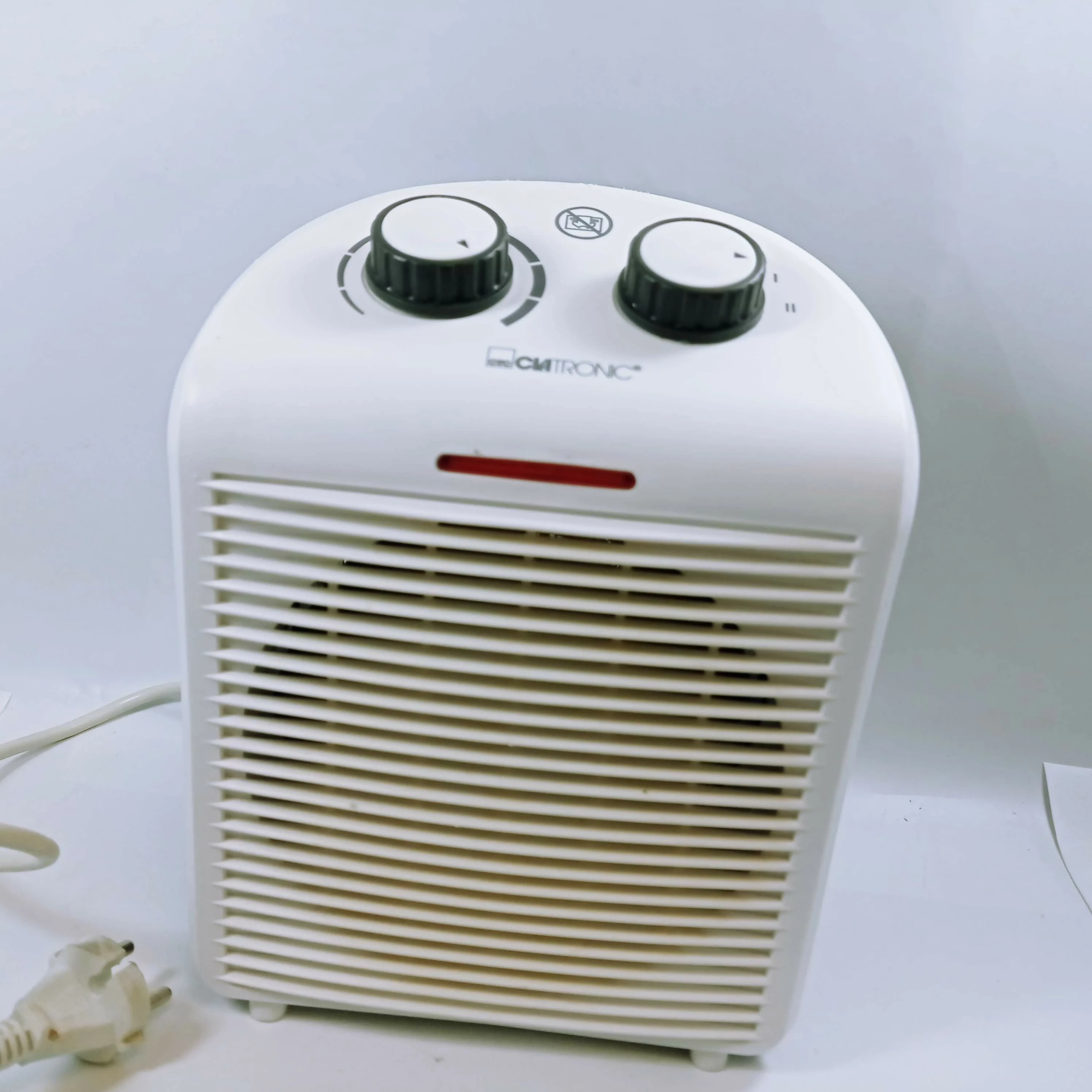 termowentylator-clatronic-at-sprawdz-kolor-dominujacy-129357-2