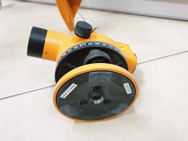 niwelator-geoline-x32-al-32-statyw-lata-zasieg-12000