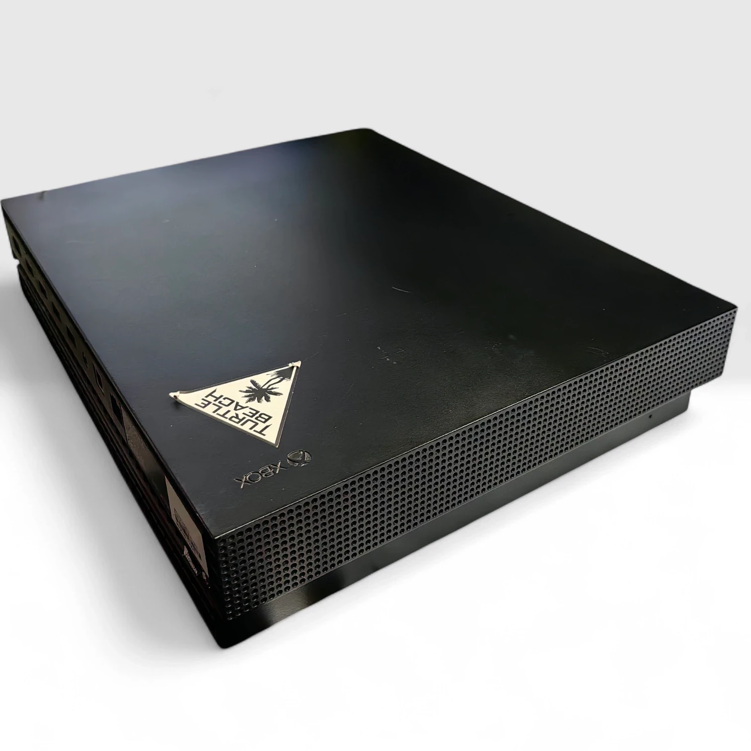 konsola-xbox-one-x-1tb-2x-pad-wersja-konsoli-130591-225650