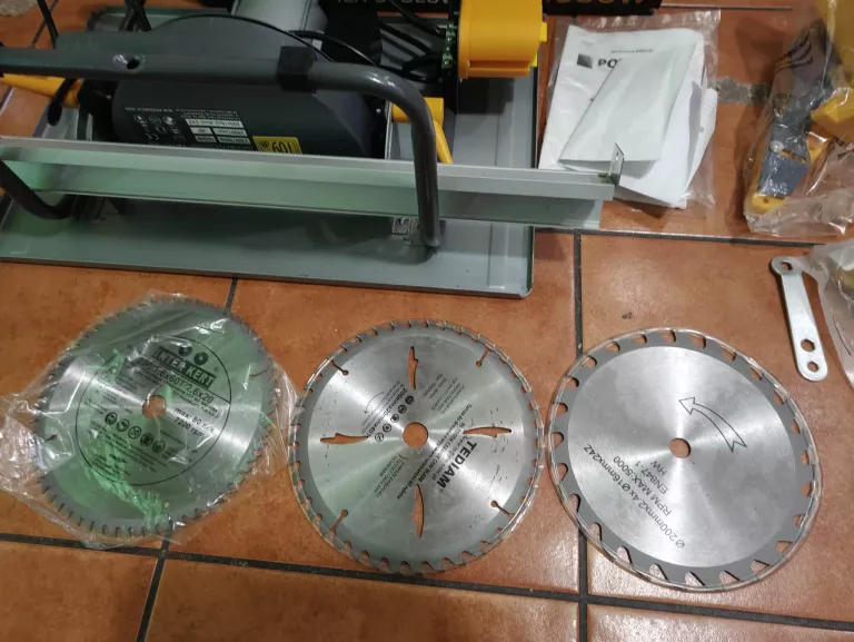 pila-stolowa-pilarka-powermat-pm-tps-1650-napiecie-zasilania-23000