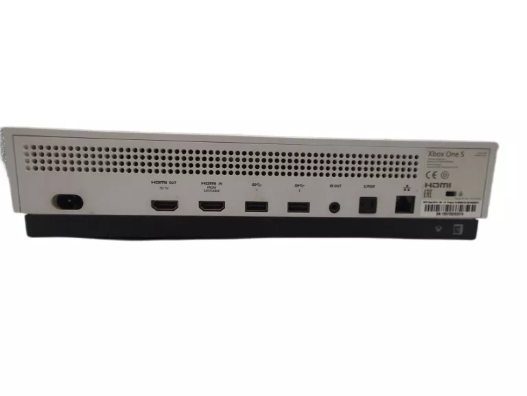 konsola-xbox-one-s-model-1681-1tb-liczba-kontrolerow-w-zestawie-205994-225550