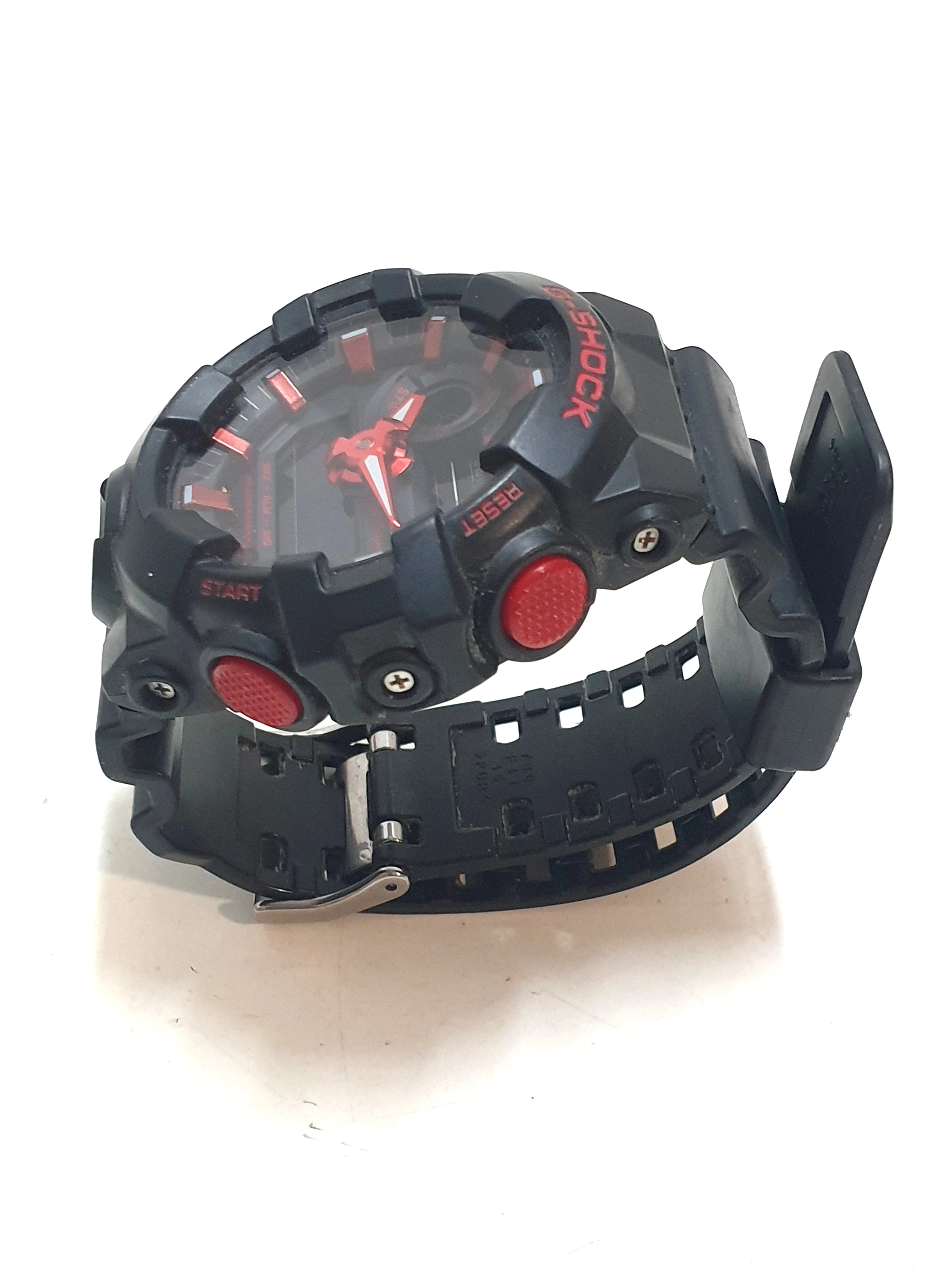 zegarek-casio-g-shock-ga-700bnr-ean-gtin-4549526339813