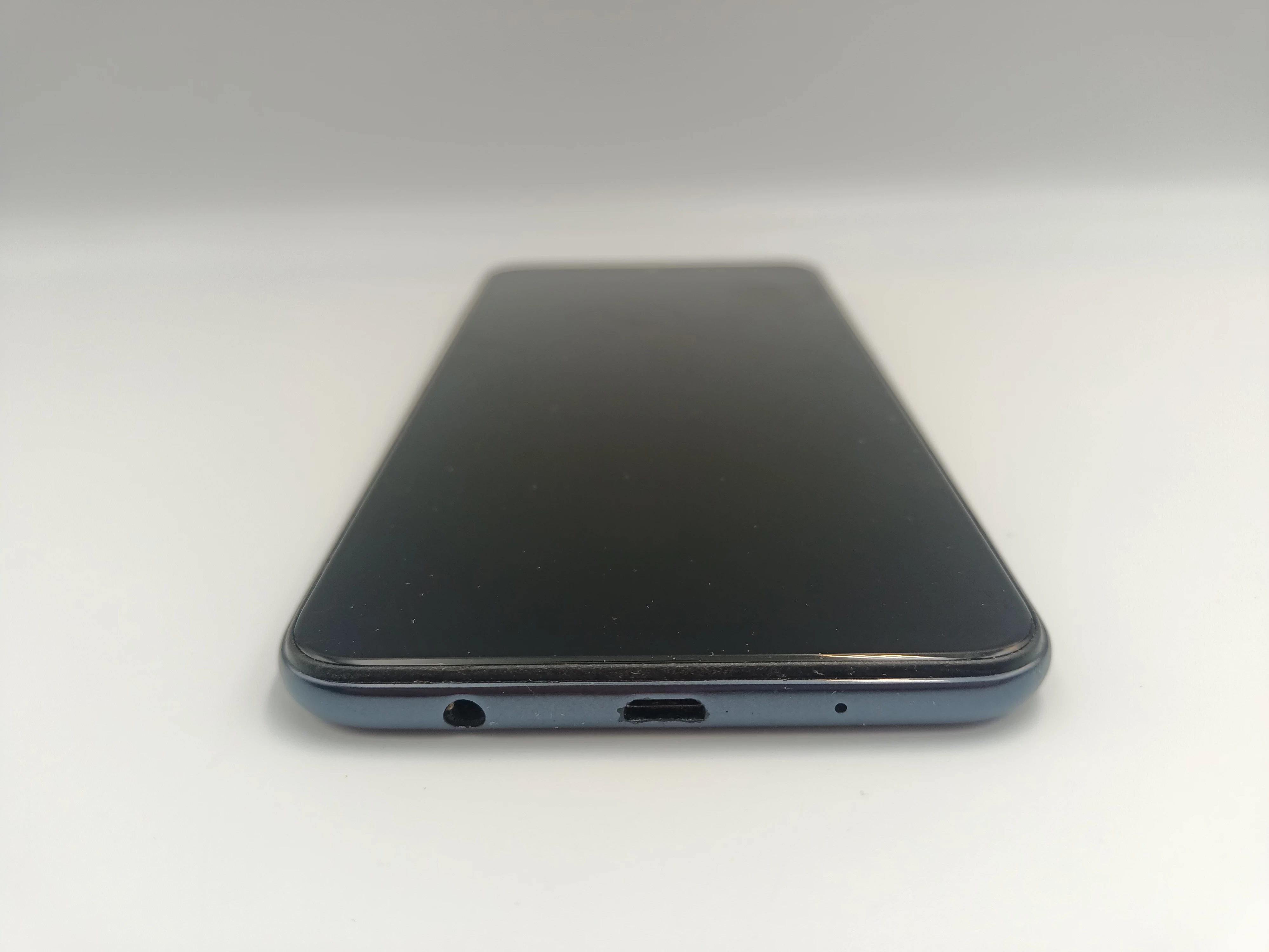 telefon-samsung-galaxy-a10-2gb32gb-przekatna-ekranu-620