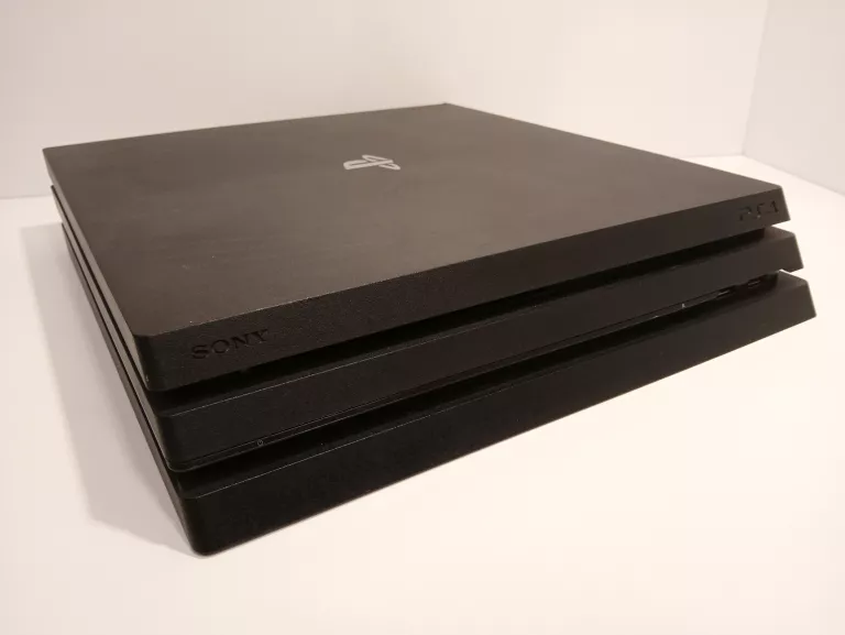 konsola-playstation-4-pro-2-pady-ean-gtin-711719405078