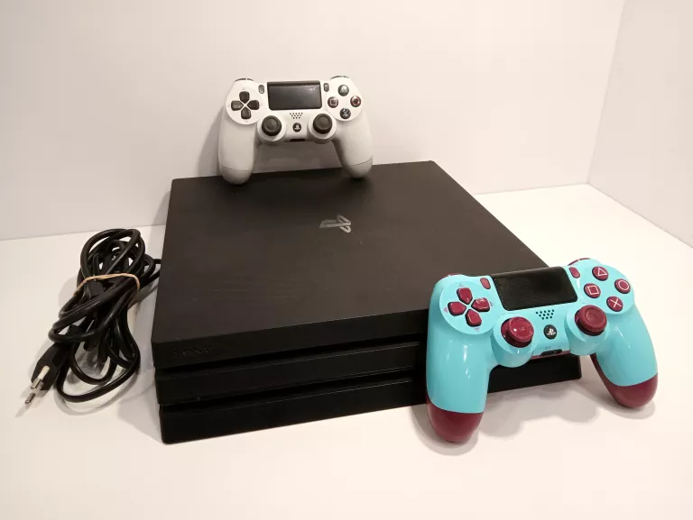 konsola-playstation-4-pro-2-pady-zeromskiego-76-radom