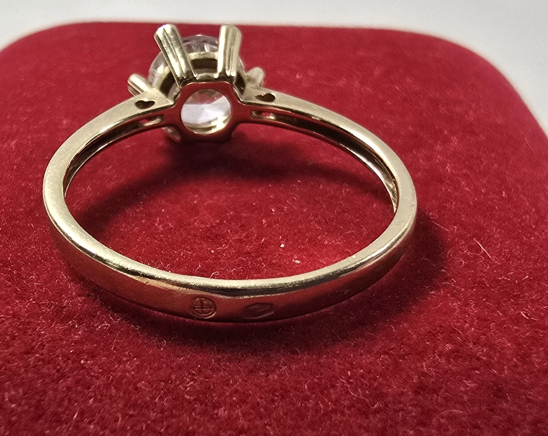 sliczny-zloty-pierscionek-proby-585-r-15-229g-rozmiarsrednica-wew-mm-372-15