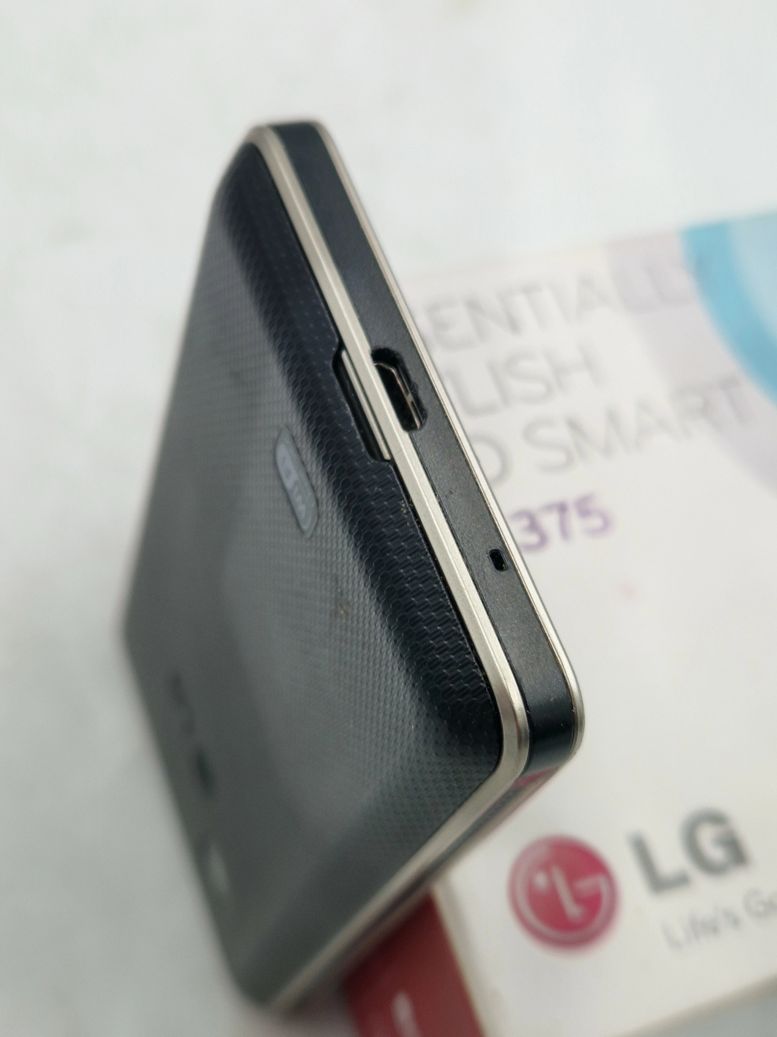 telefon-lg-t375-typ-202685-212929