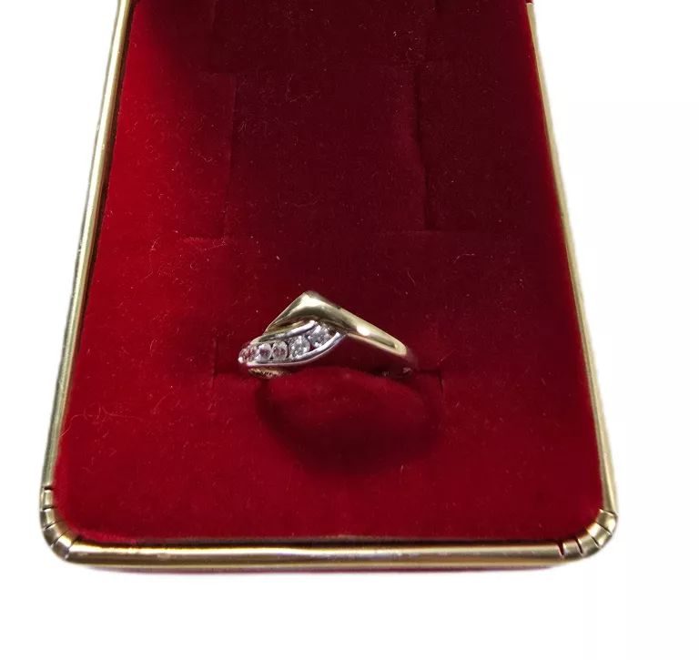 ciekawy-zloty-pierscionek-proby-333-r-12-113g-modlinska-1a-nowy-dwor-maz