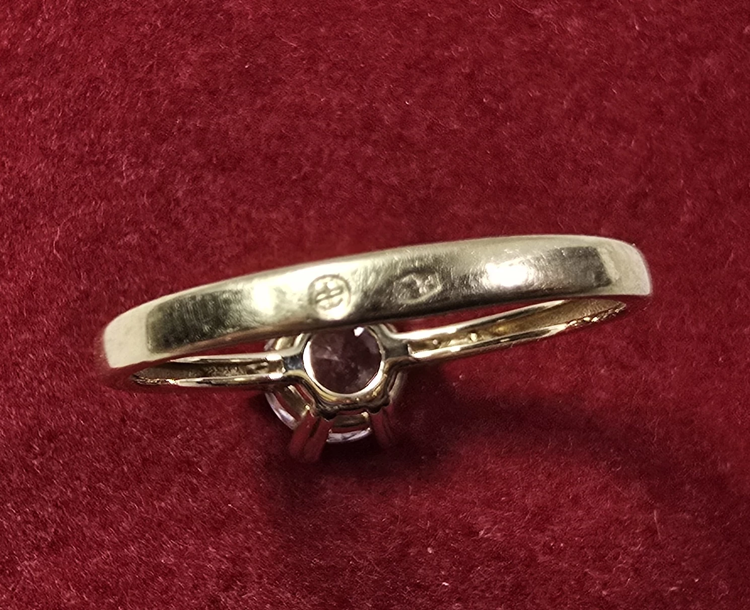 sliczny-zloty-pierscionek-proby-585-r-15-229g-waga-229