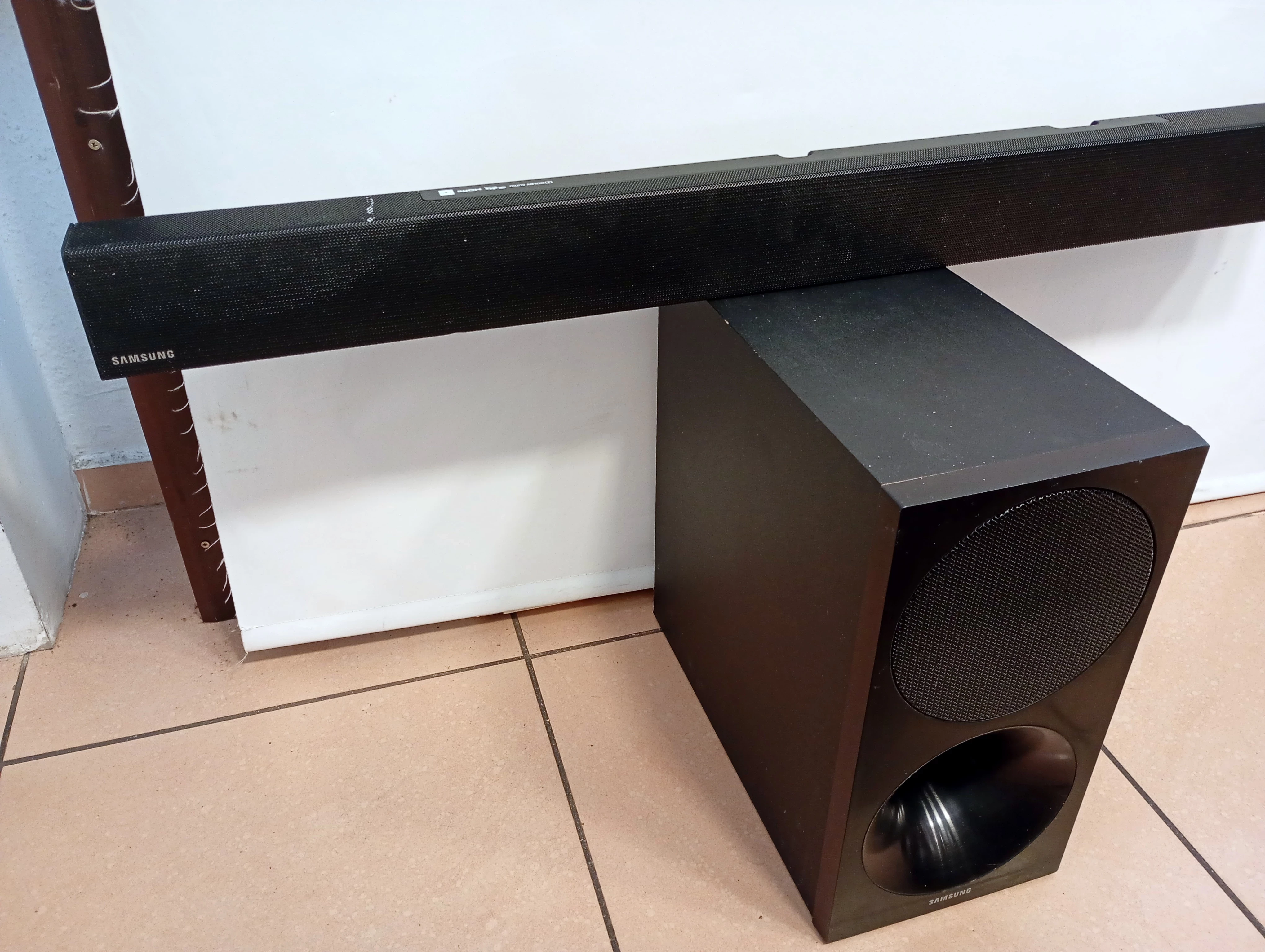 zestaw-soundbar-hw-550-subwoofer-ps-wm30-samsung-stan-11323-2