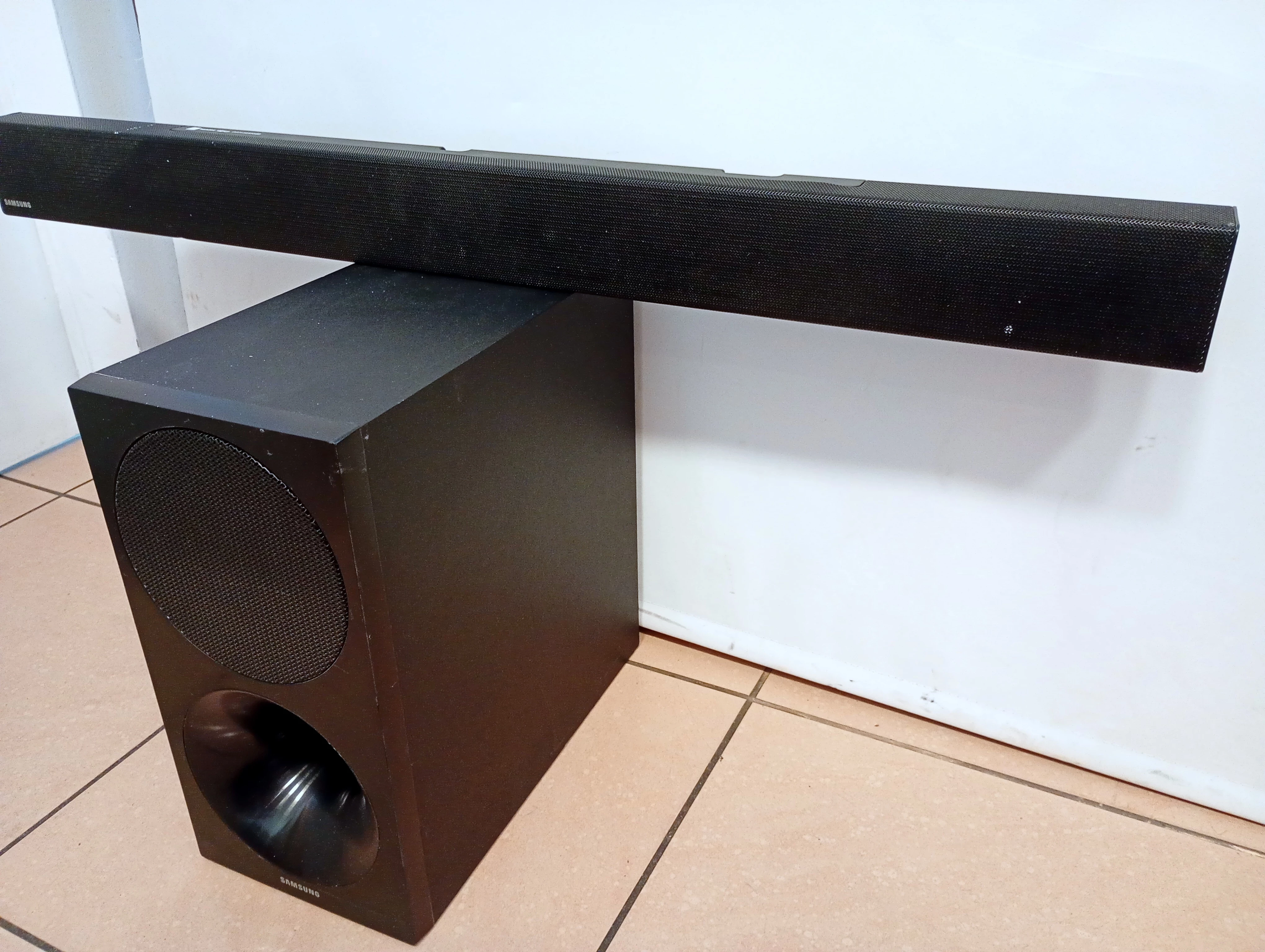 zestaw-soundbar-hw-550-subwoofer-ps-wm30-samsung-ean-gtin-8806088692142