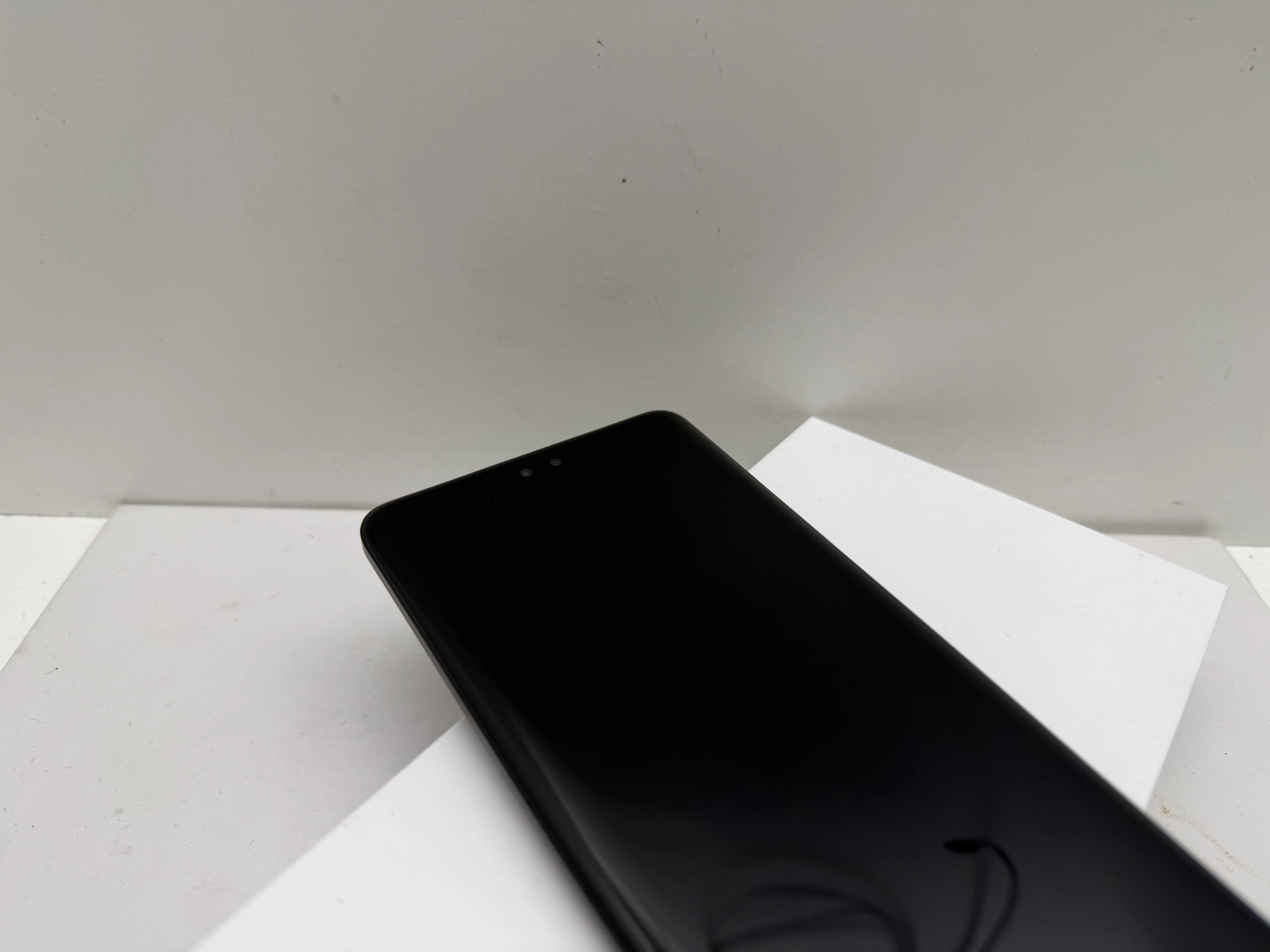 telefon-honor-200-pro-stan-11323-2