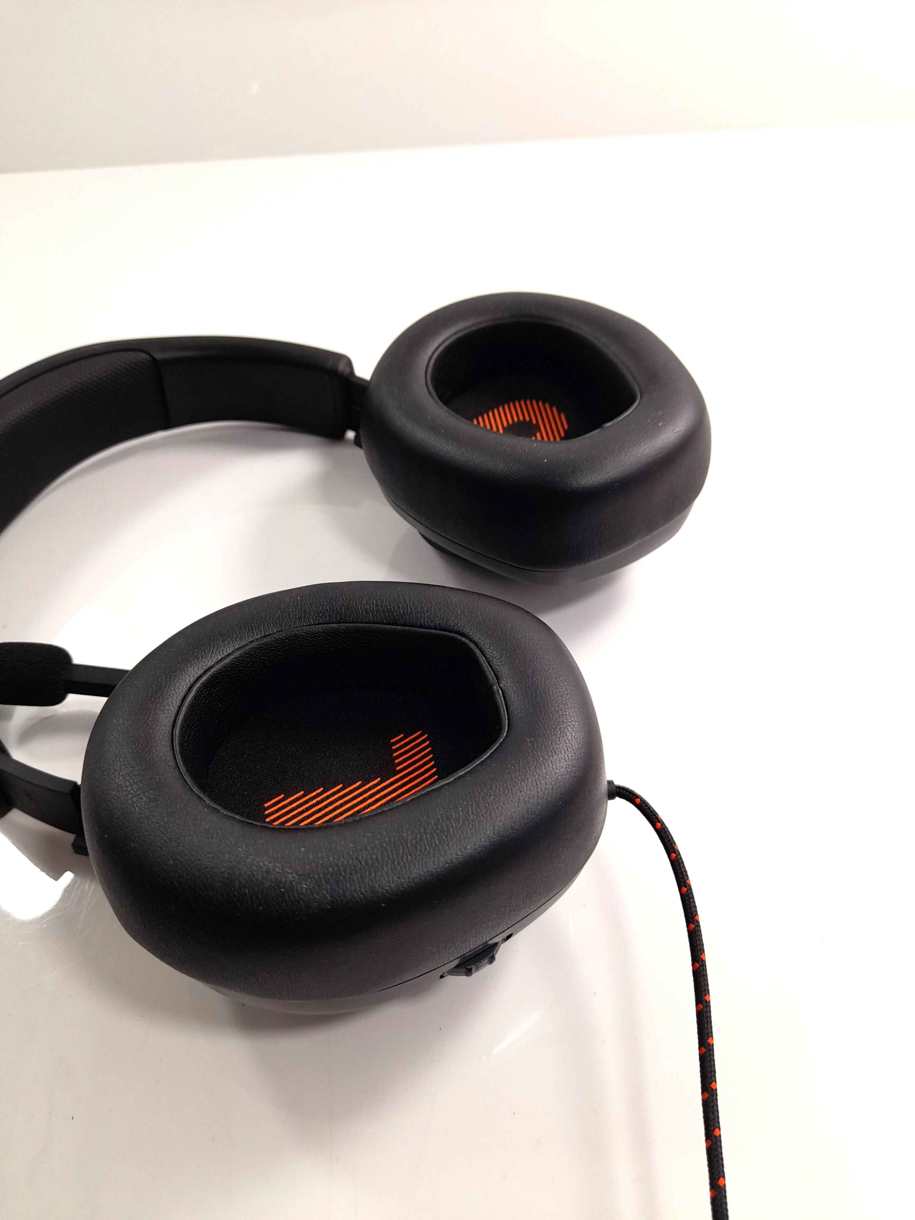 sluchawki-jbl-quantum-300-rodzaj-sluchawek-203681-217757