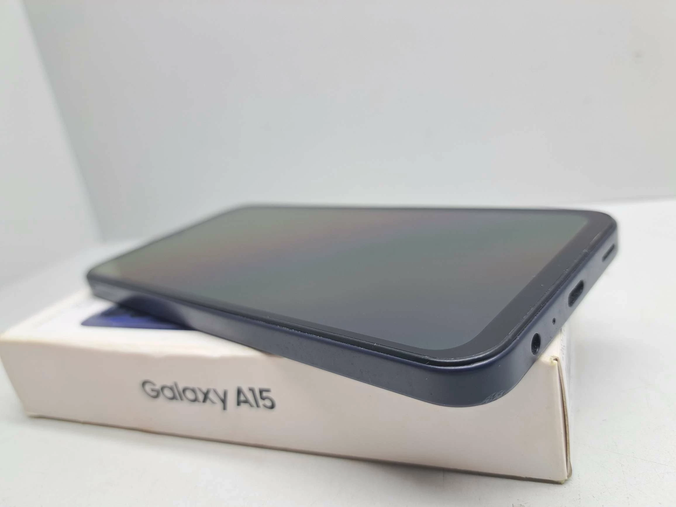 telefon-samsung-a15-8256-gb-stan-11323-2