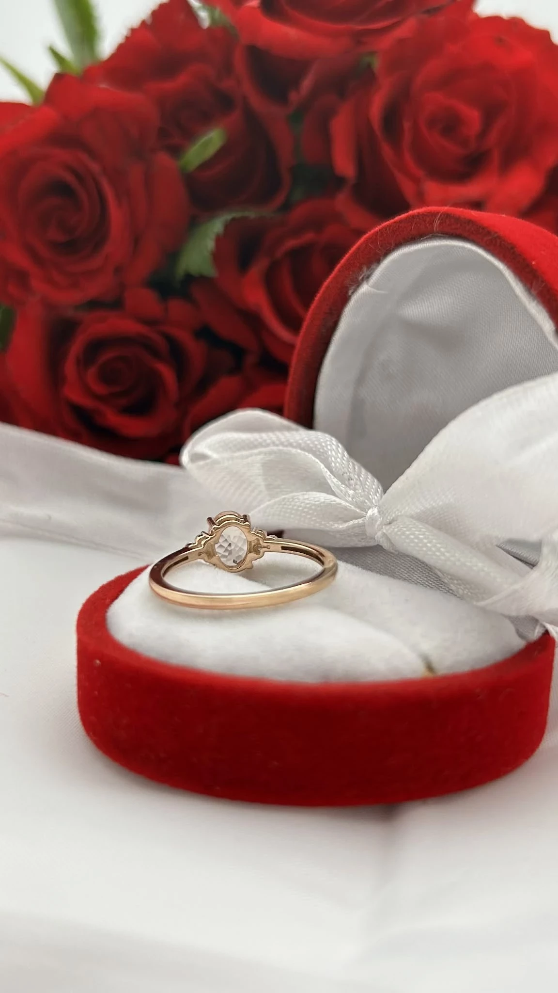 zloty-pierscionek-p585-brylantymorganit-certyfikat-rozm-12-waga-151g-kamien-17088-524288