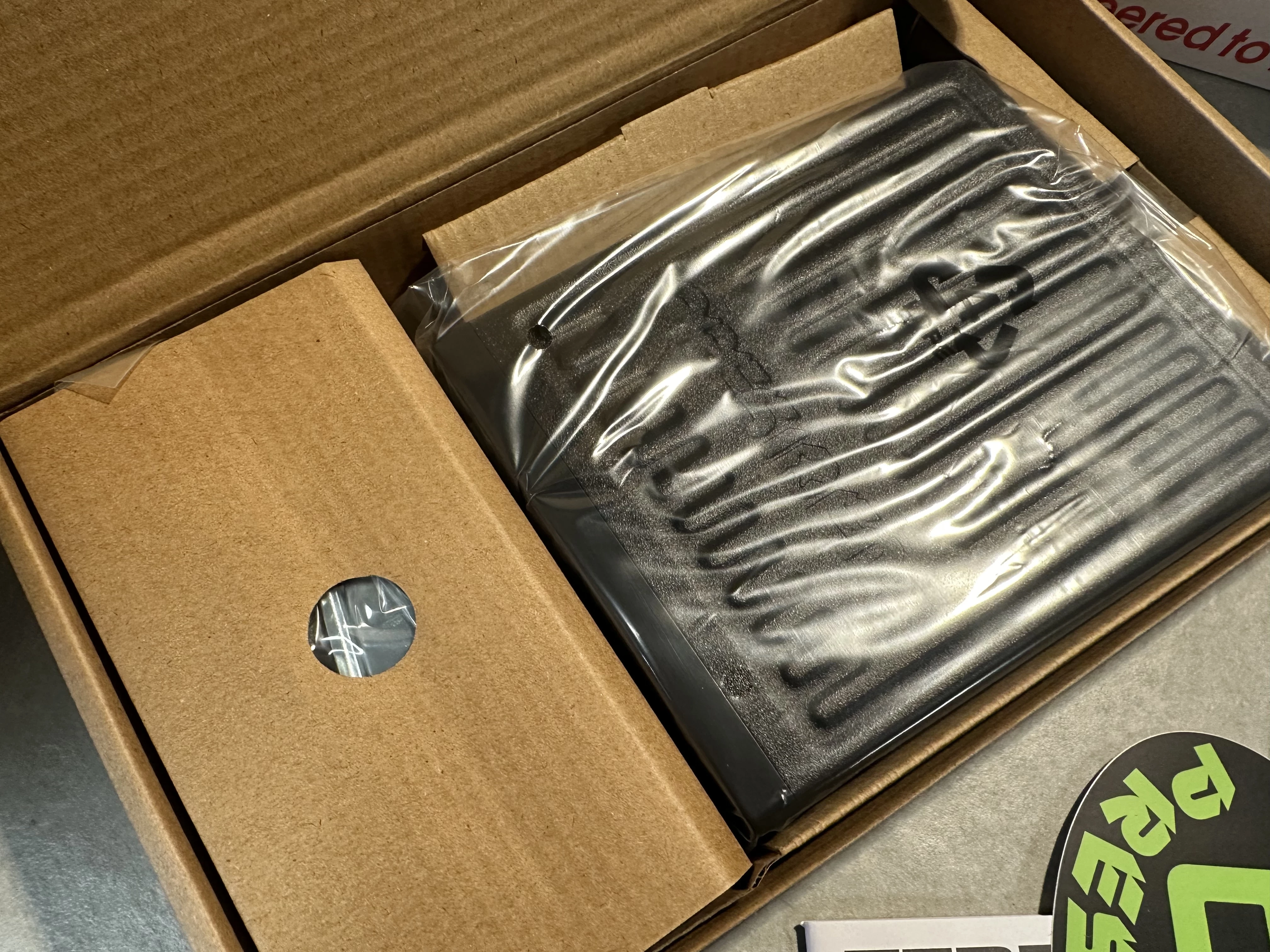 1224v-cb-radio-president-teddy-ii-asc-7-kolorow-amfm-ean-gtin-3435991104180