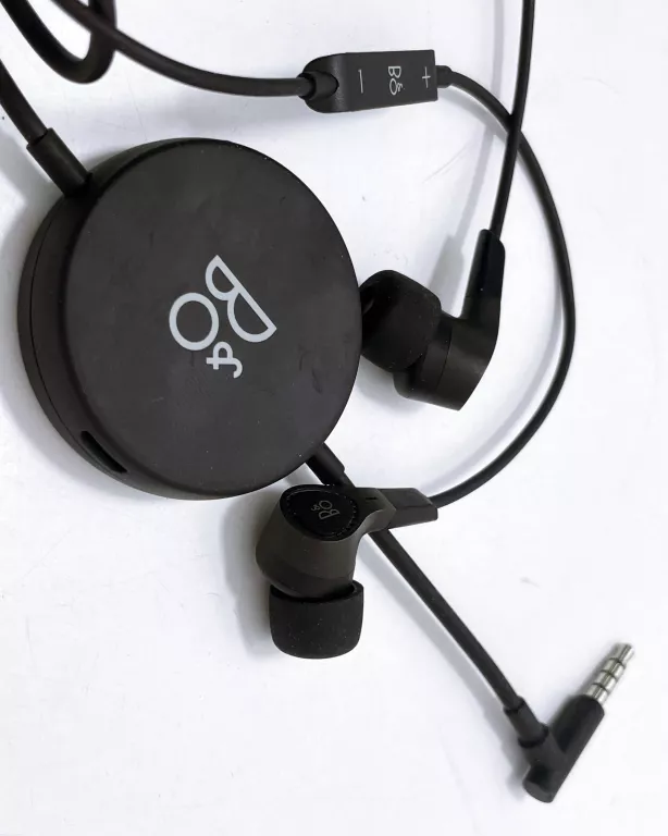 sluchawki-przewodowe-bang-olufsen-beoplay-h3-anc-stan-11323-2