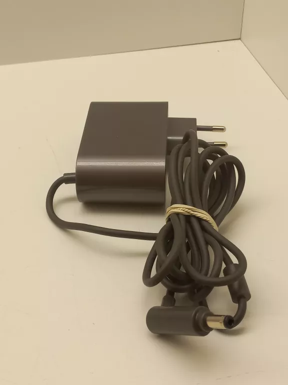 ladowarka-dyson-v8-205720-orginal-model-887484768219