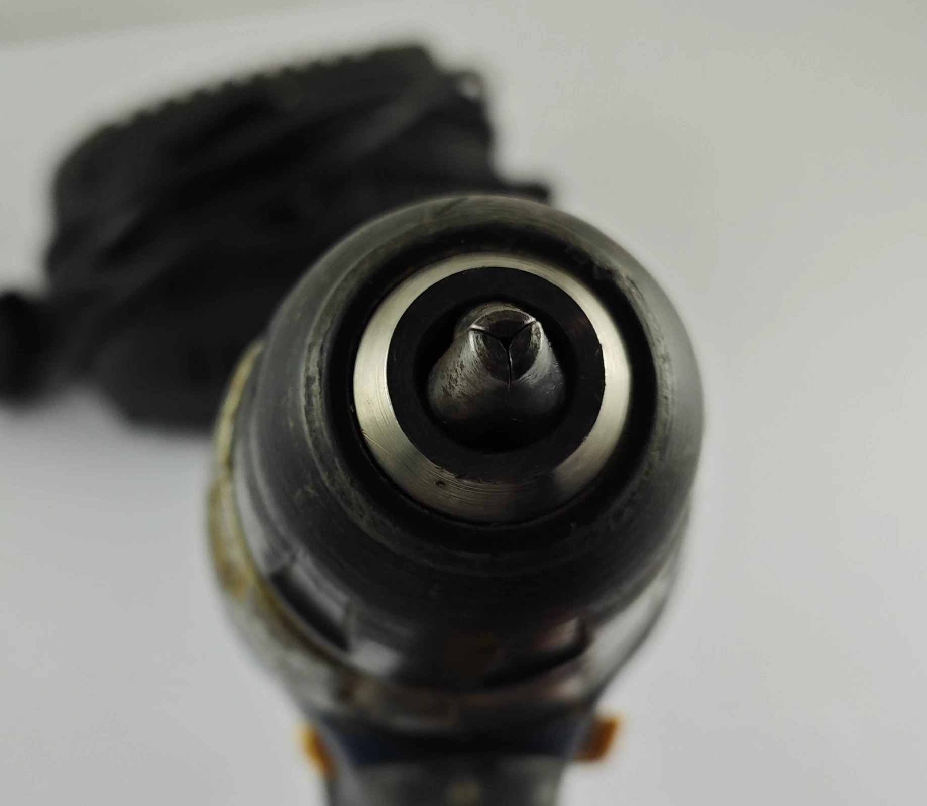 wkretarka-firma-nieznana-stan-11323-2