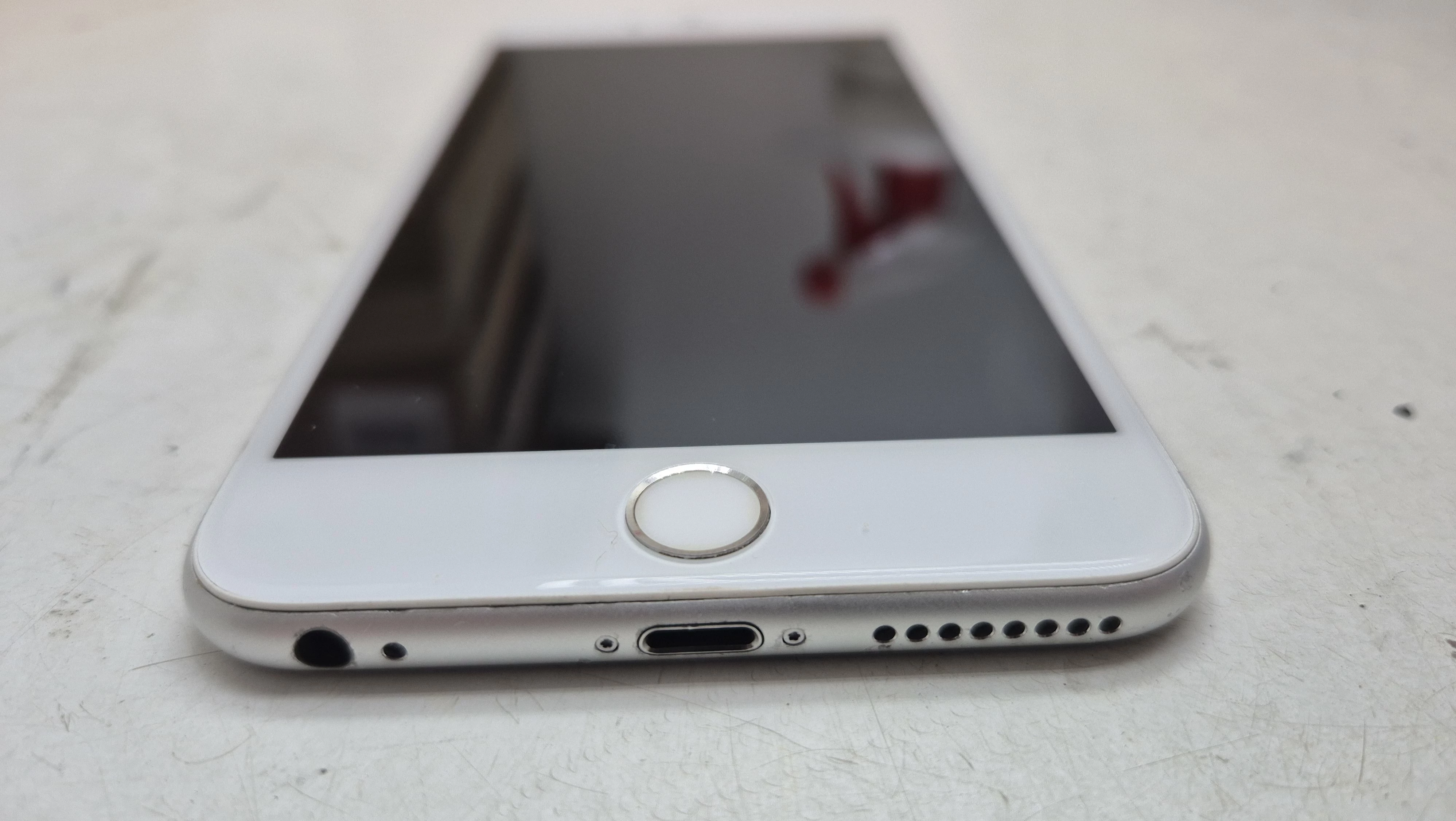 smartfon-apple-iphone-6s-plus-1-gb-16-gb-4g-lte-bialy-opis-kod-producenta-mgaa2ba