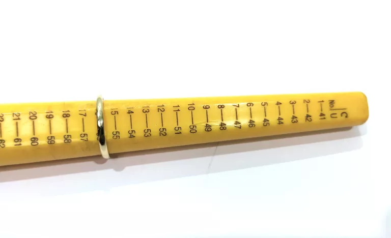 uzywany-zloty-pierscionek-z-brylantem-585-182g-rozmiarsrednica-wew-mm-372-16