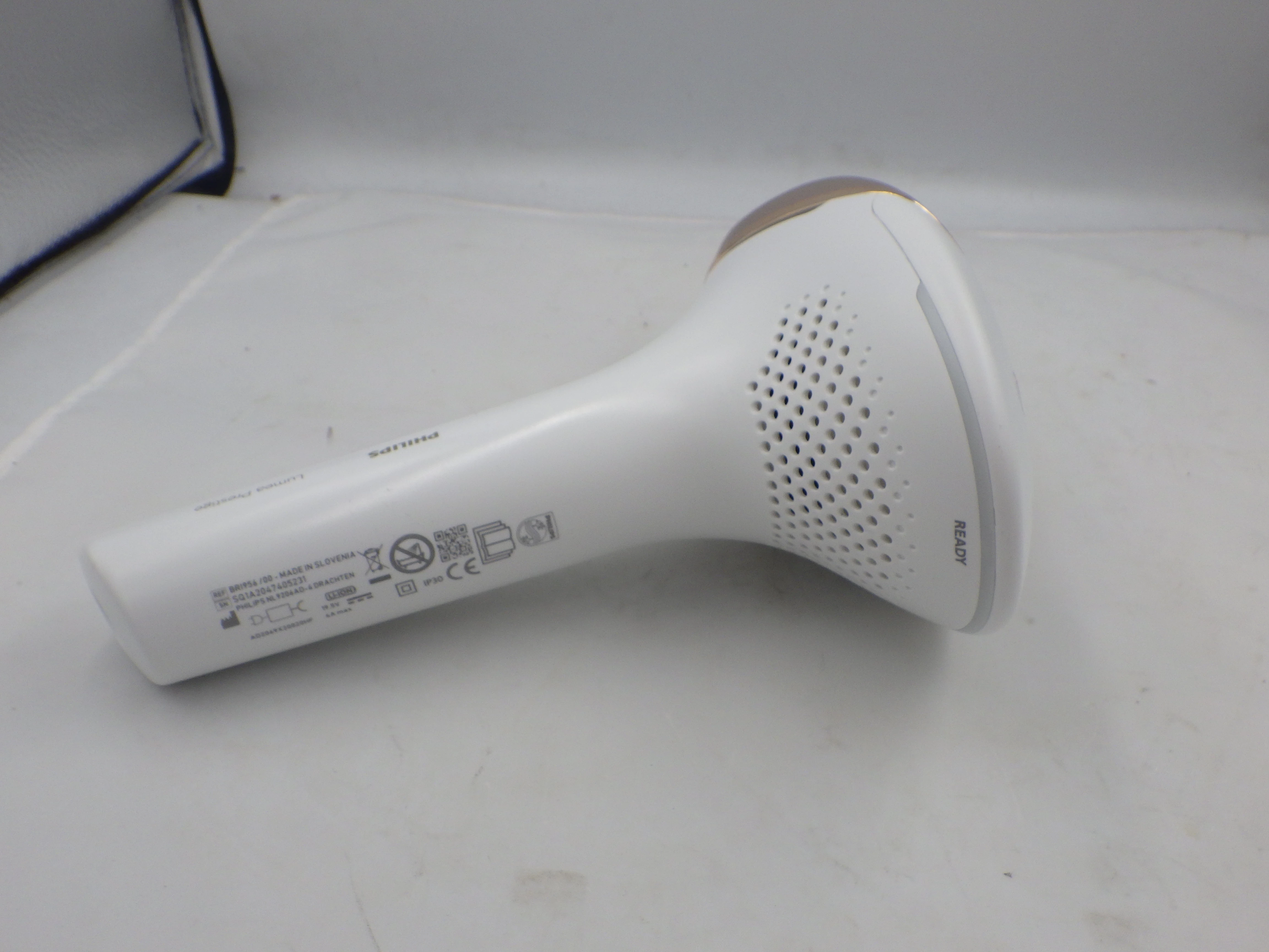 depilator-philips-lumea-prestige-komplet-stan-11323-2