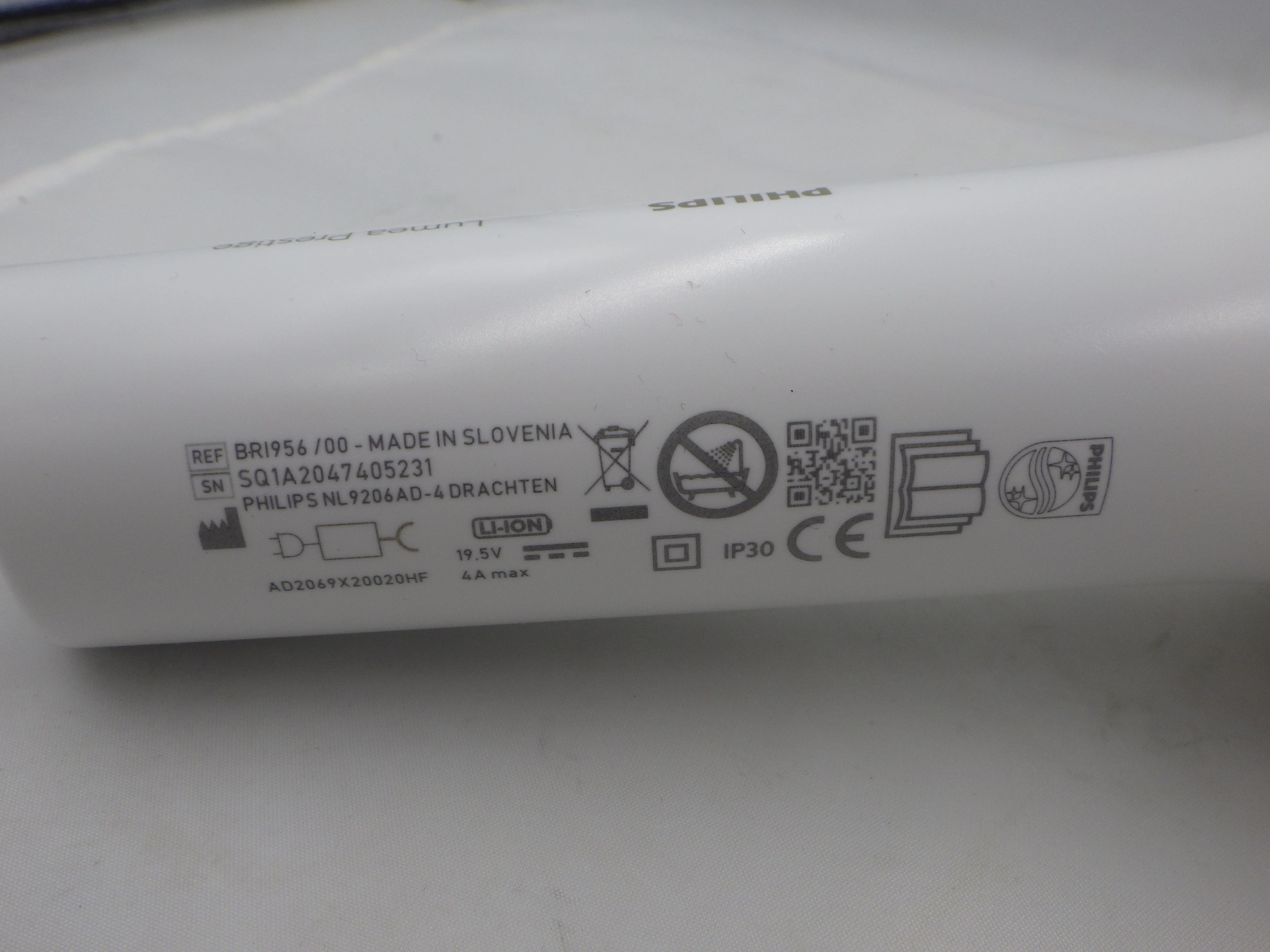 depilator-philips-lumea-prestige-komplet-kolor-dominujacy-129357-2