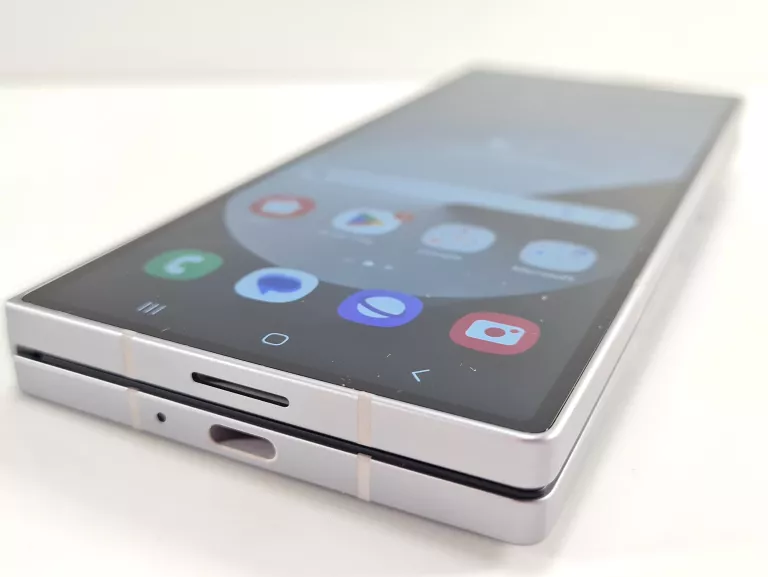 telefon-samsung-galaxy-z-fold-6-512gb-transmisja-danych-217-2048