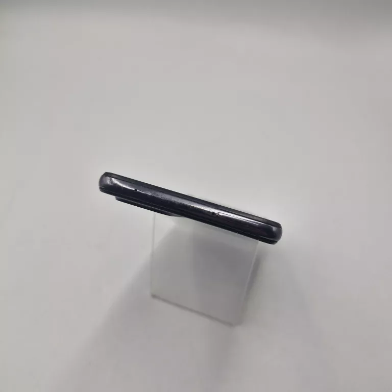 telefon-samsung-a52-128gb-6gb-ram-przekatna-ekranu-650