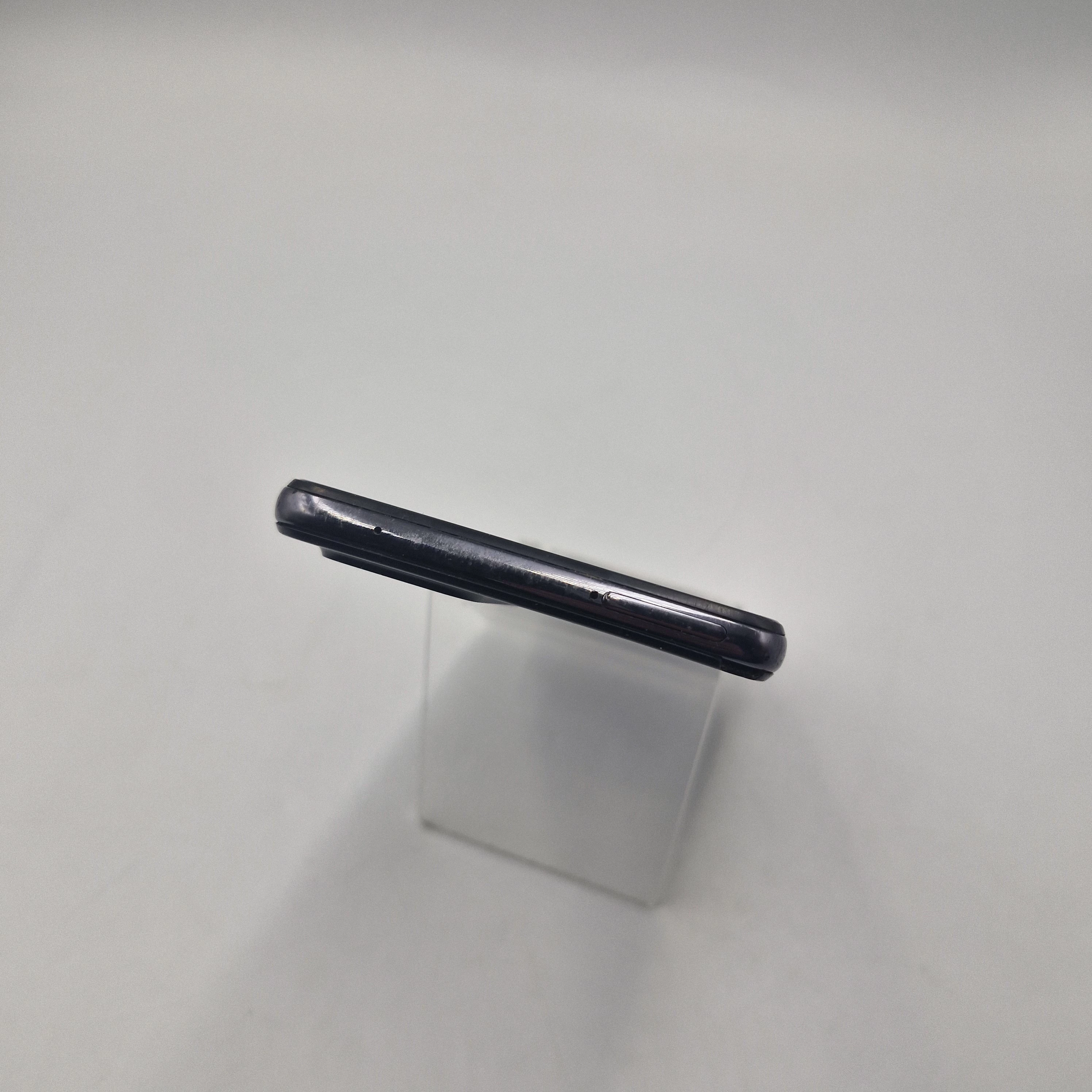 telefon-samsung-a52-128gb-6gb-ram-przekatna-ekranu-650